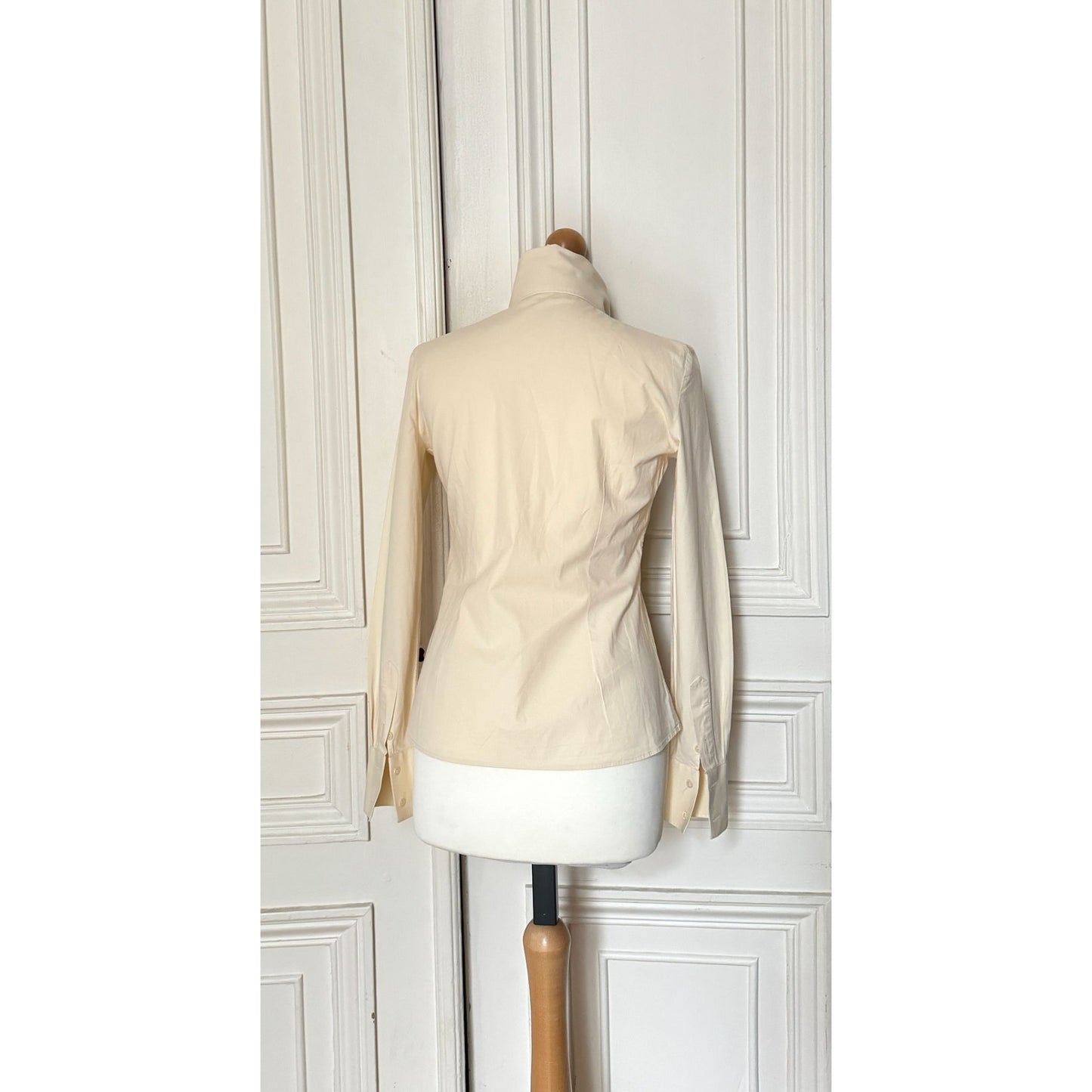 Vintage High-Collar Sculpted Shirt