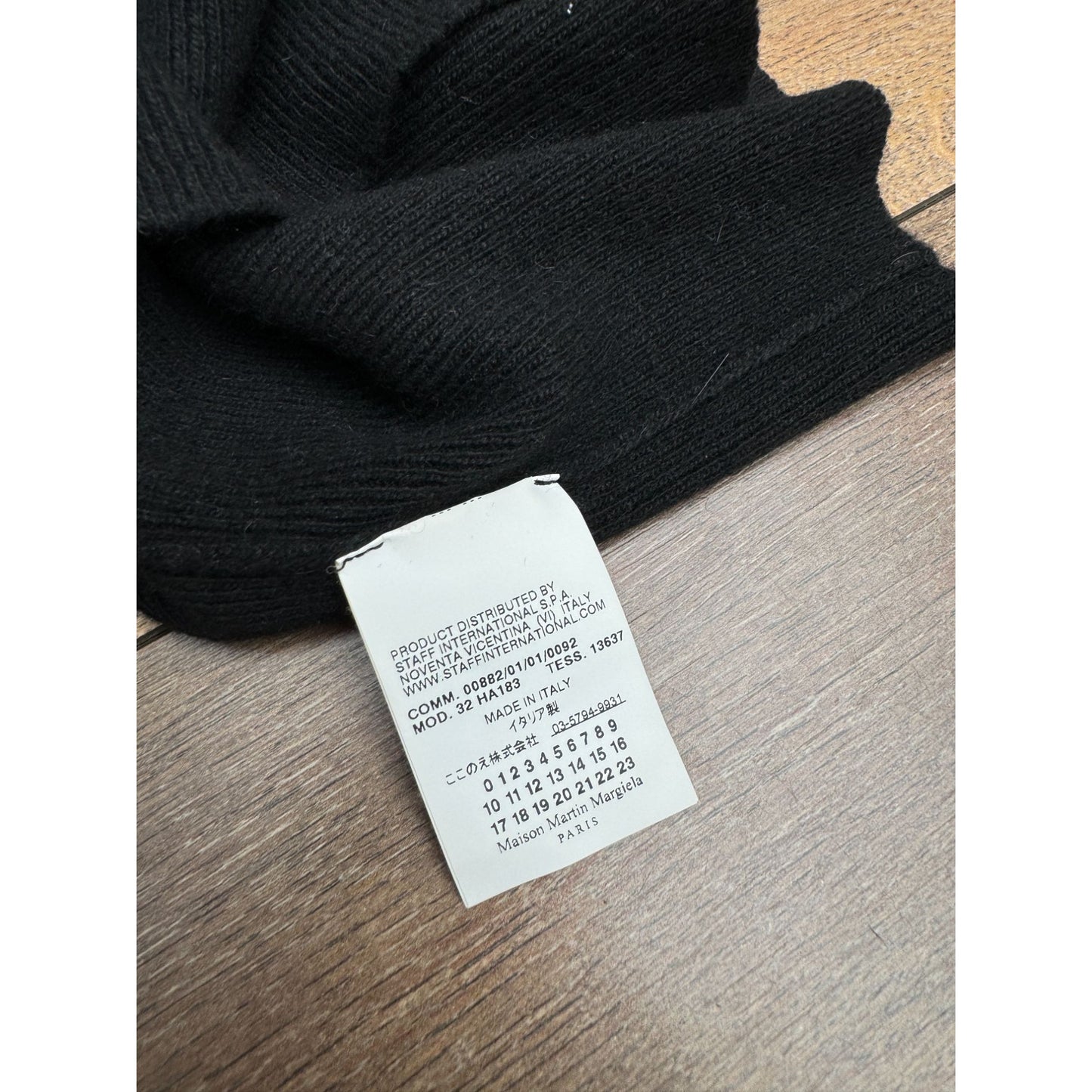 Vintage Beige Black Wool Rollneck