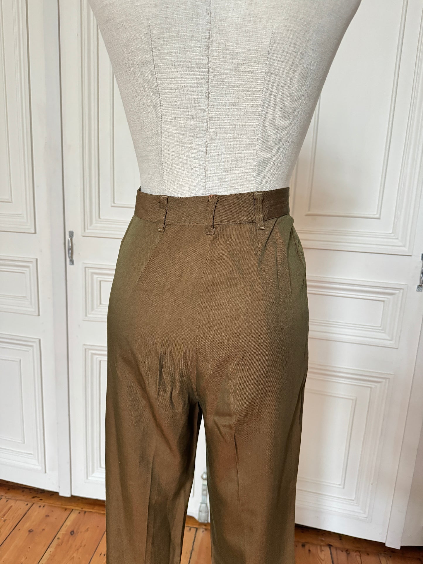 Jean Paul Gaultier
1980s Iridescent Linen Cotton Pants Suit Size XS / 34
