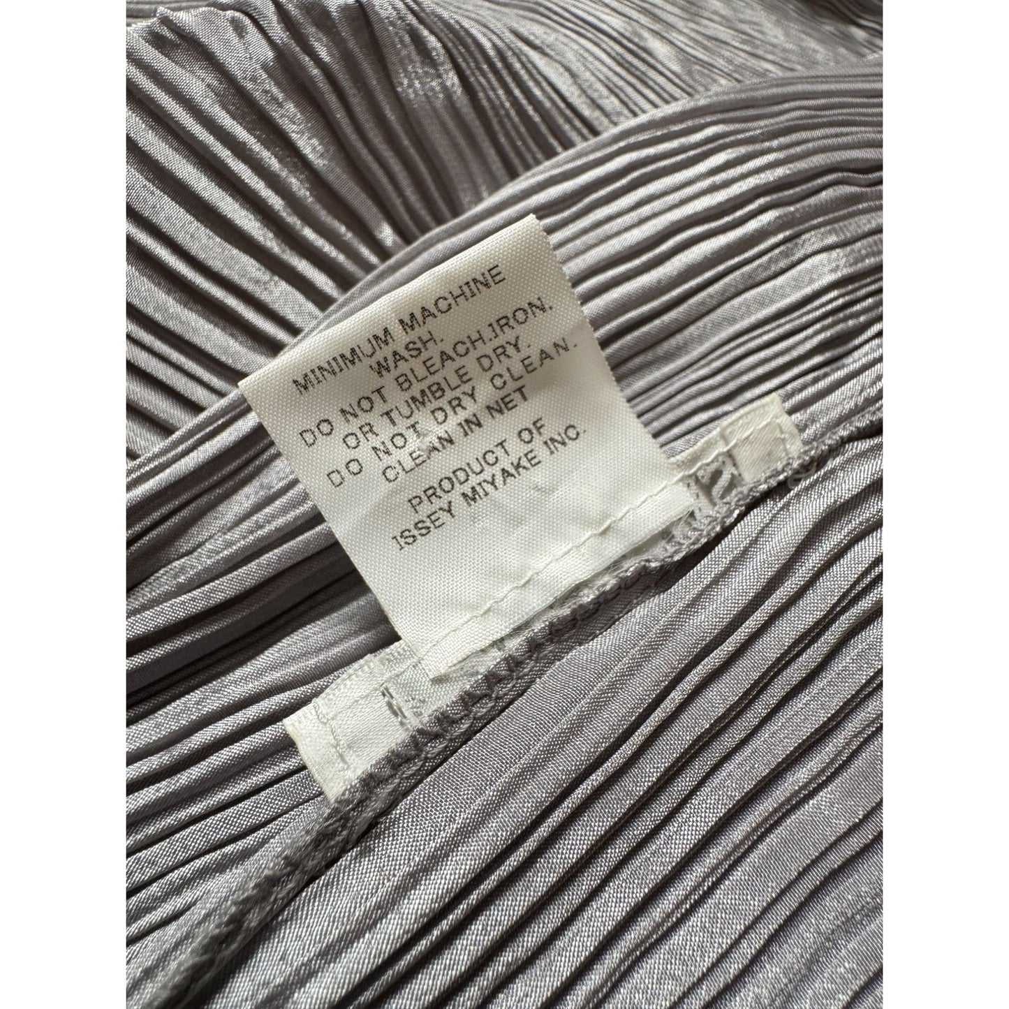 Pleats Please
FW 2000 Silver Madame-T Convertible Dress