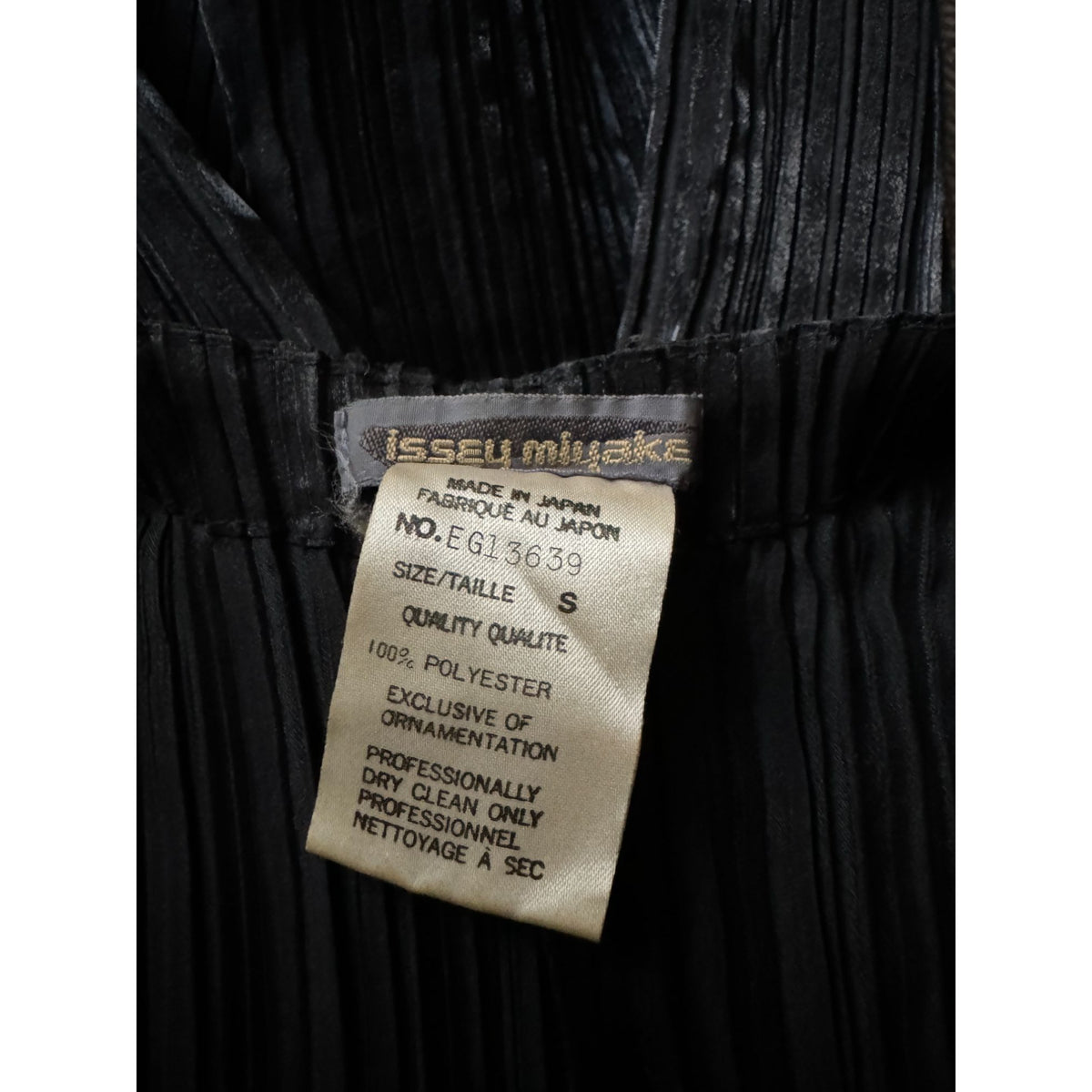FW 1989 Black Sculptural Pleated Top