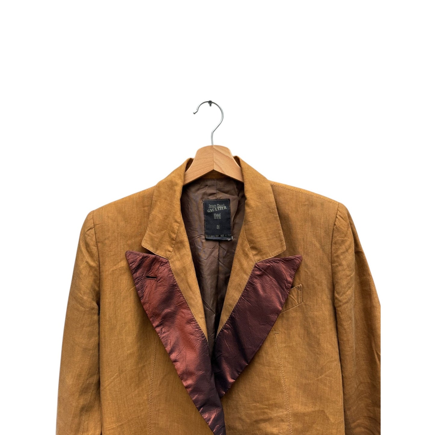 Jean Paul Gaultier
1990s Brown Linen Double-Breasted Blazer with Burgundy Silk Lapels
Size IT 46 M to L