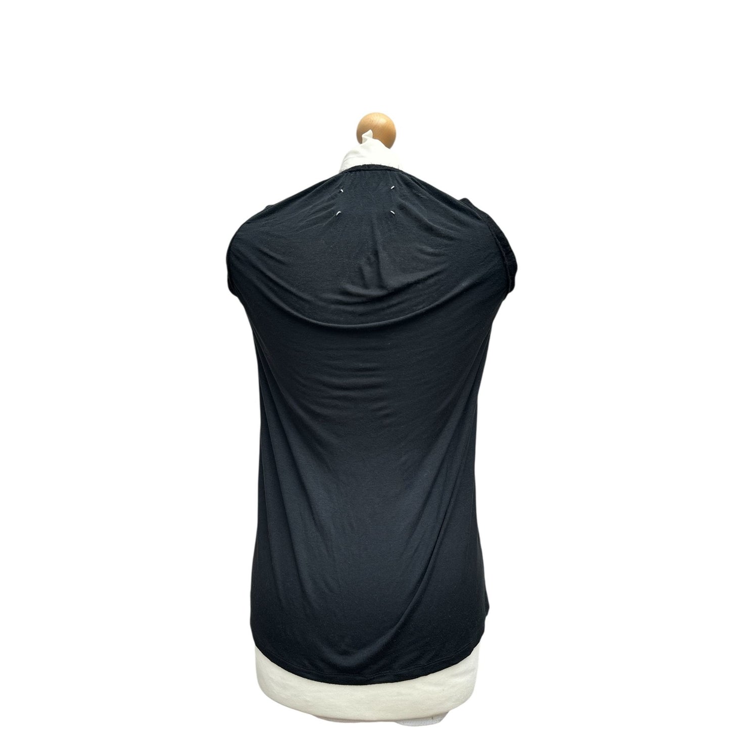Iconic 4-Stitches Black Top