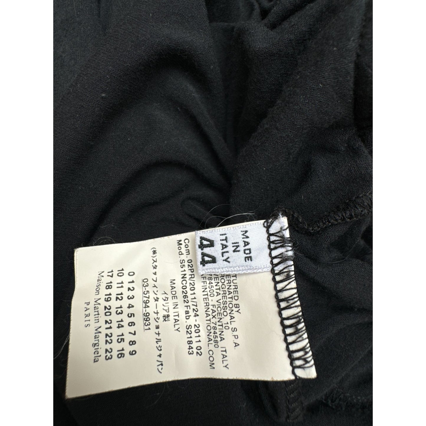 Iconic 4-Stitches Black Top