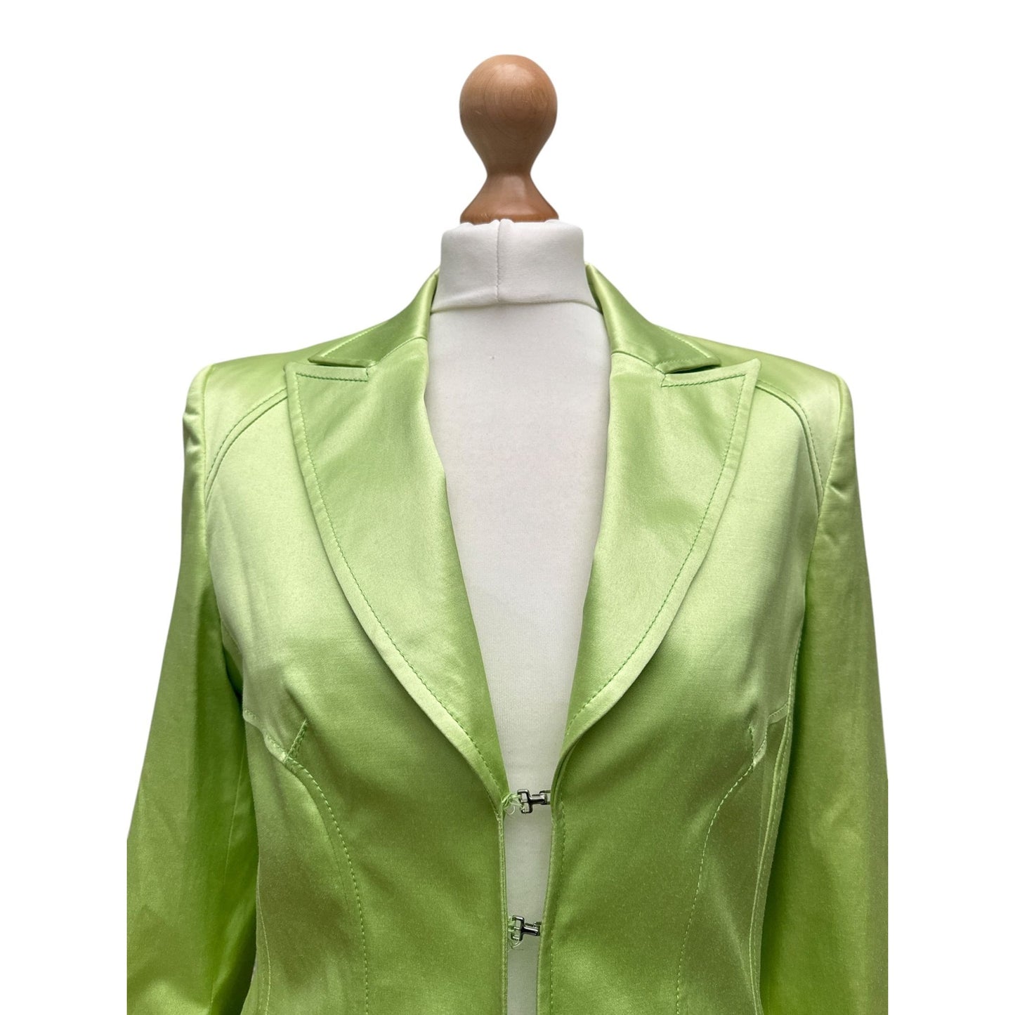 Vintage Apple Green Twin Set – Blazer & Skirt