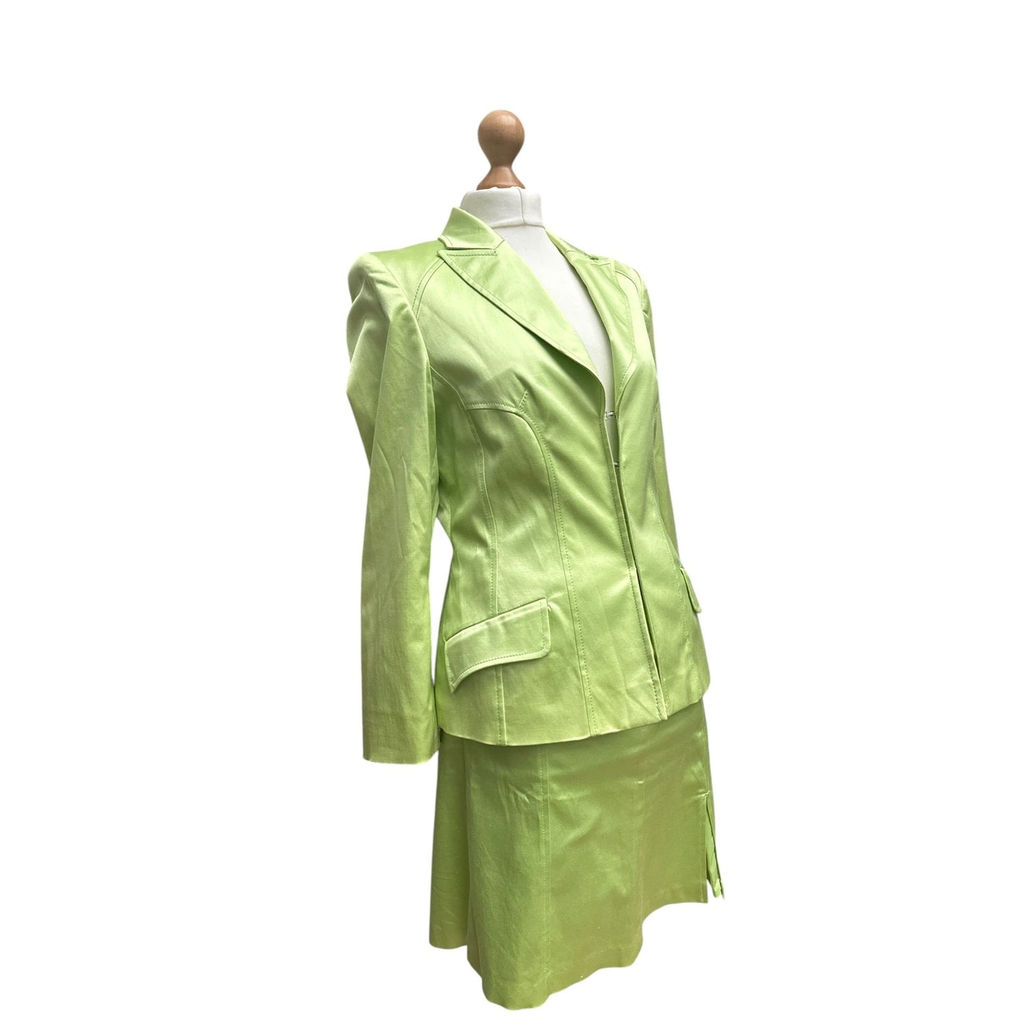 Vintage Apple Green Twin Set – Blazer & Skirt