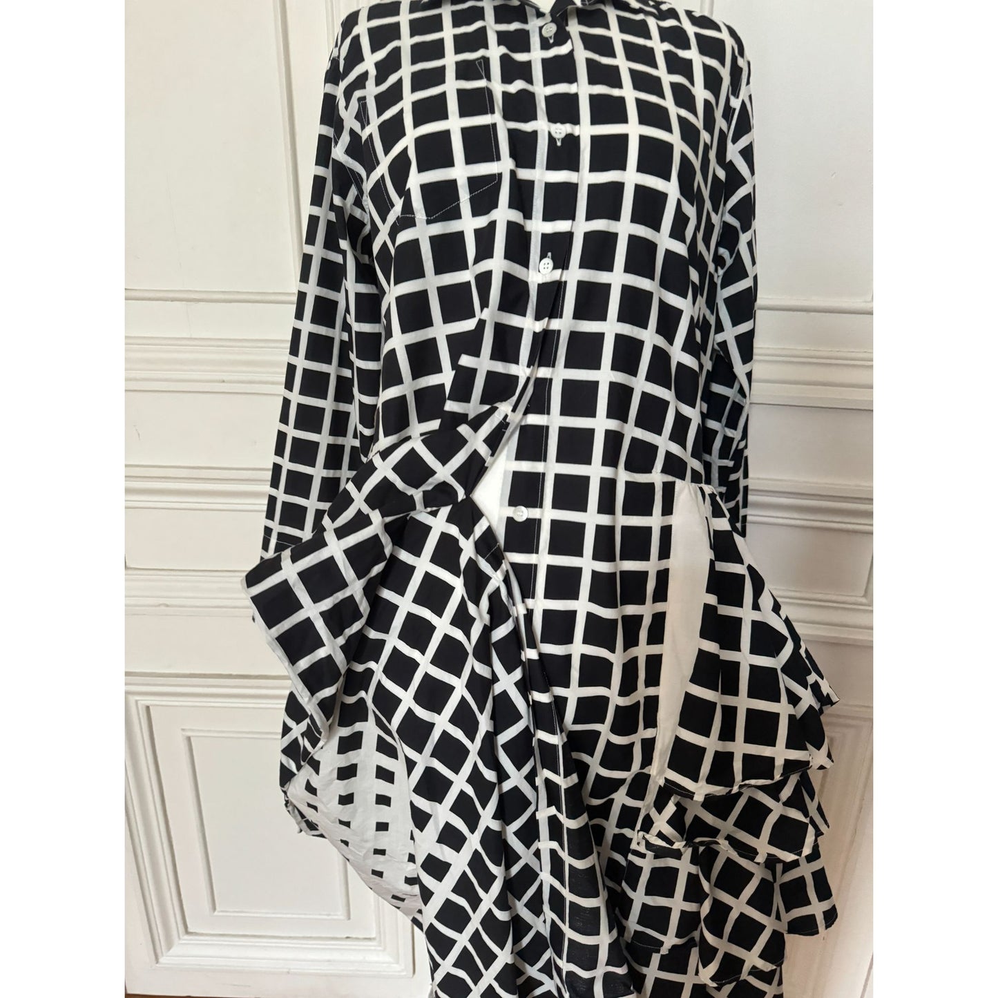 Spring Summer 2009  Black & White Geometric Ruffle Dress