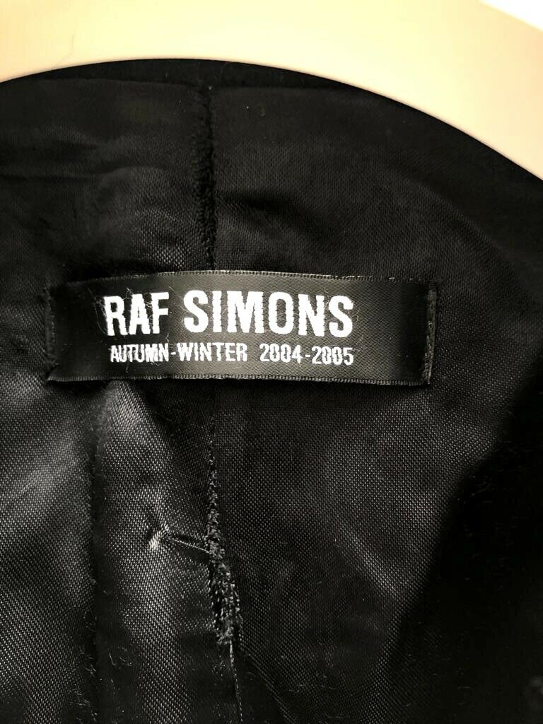 FW 2004 - 2005 Waves Black zipped coat Size 48