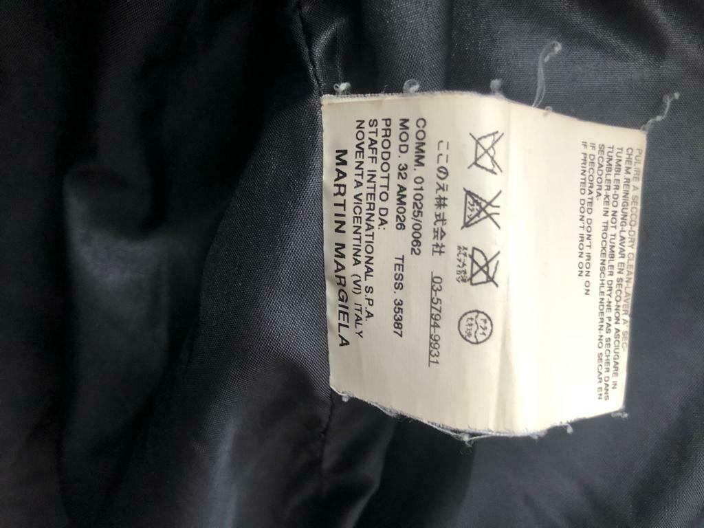 FW 2006 Black Stripped Puffer Jacket Size 42