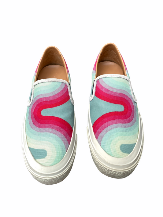 Iconic Waves patterns Blue Slip Ons