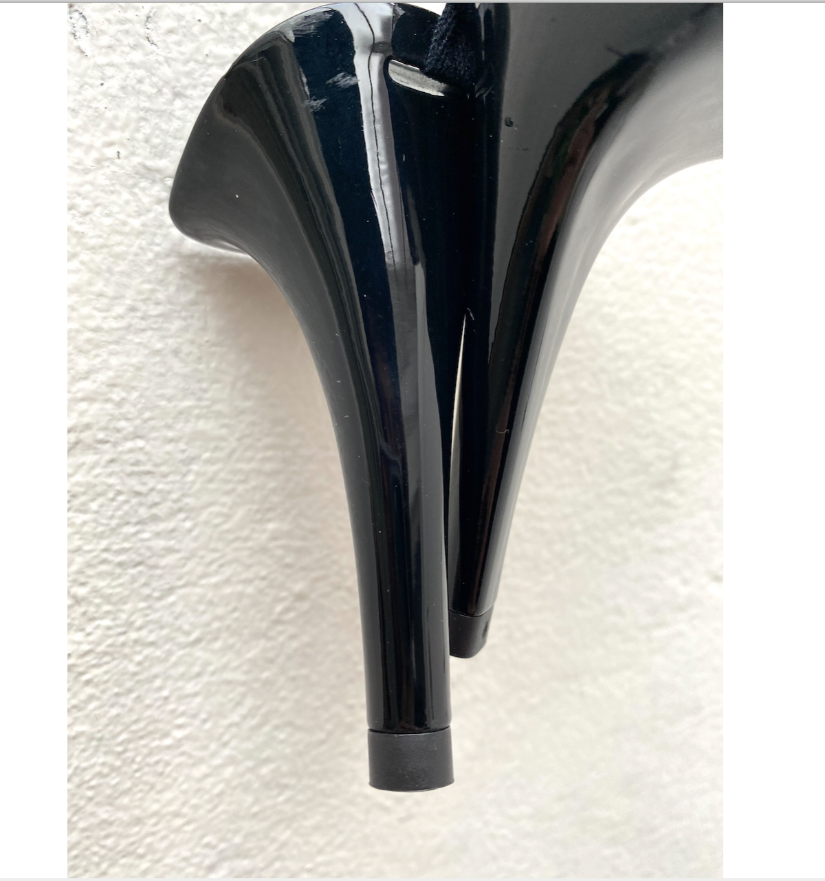 Martin Margiela X H&M Black Broken Heel Necklace Size O/S