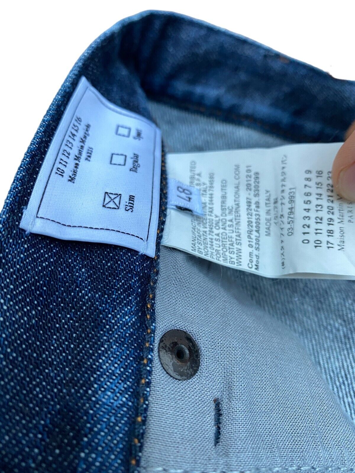 4 Stitches Blue Denim Jeans Size 48 / US 32 Slim Fit