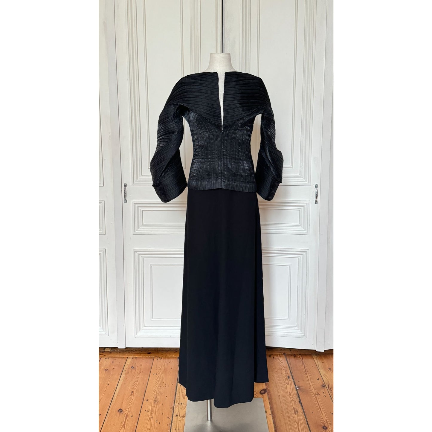 FW 1989–1990 Black Sculptural Pleated Top