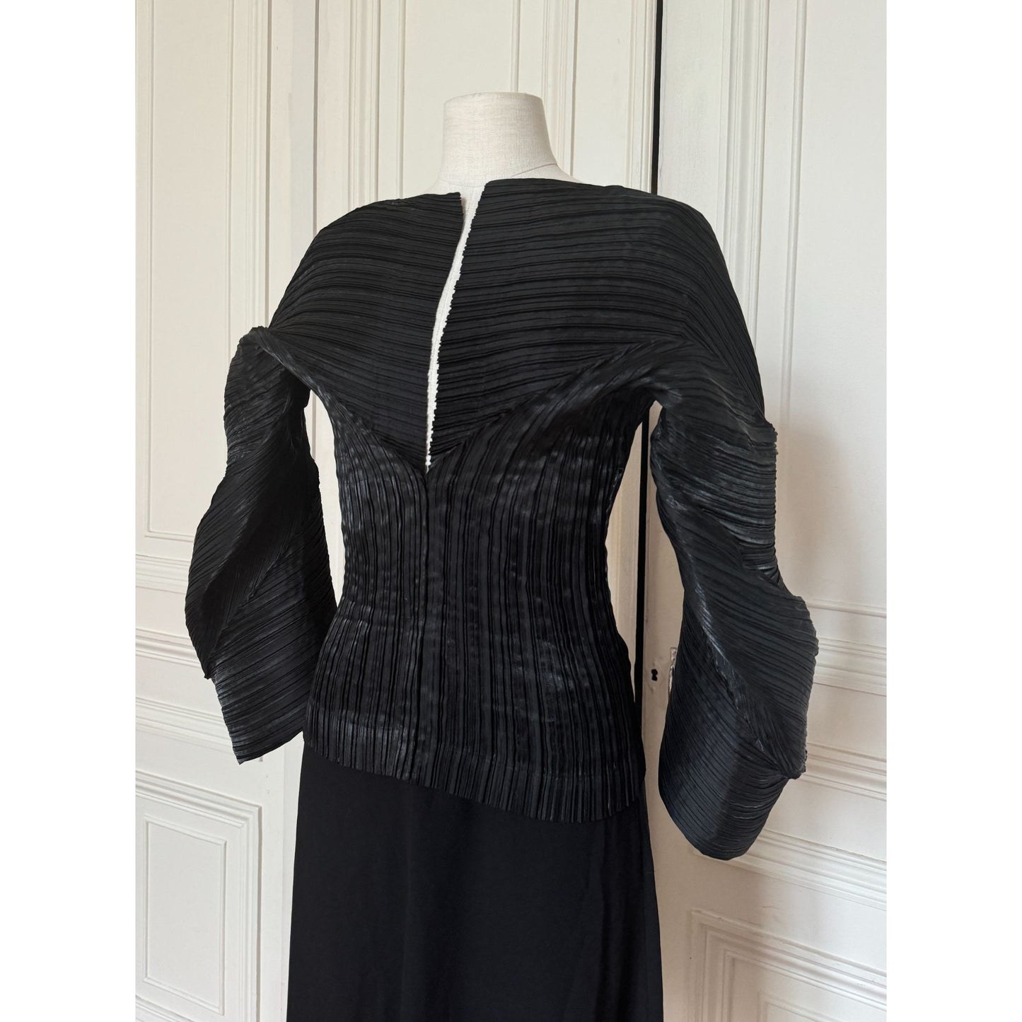 FW 1989–1990 Black Sculptural Pleated Top