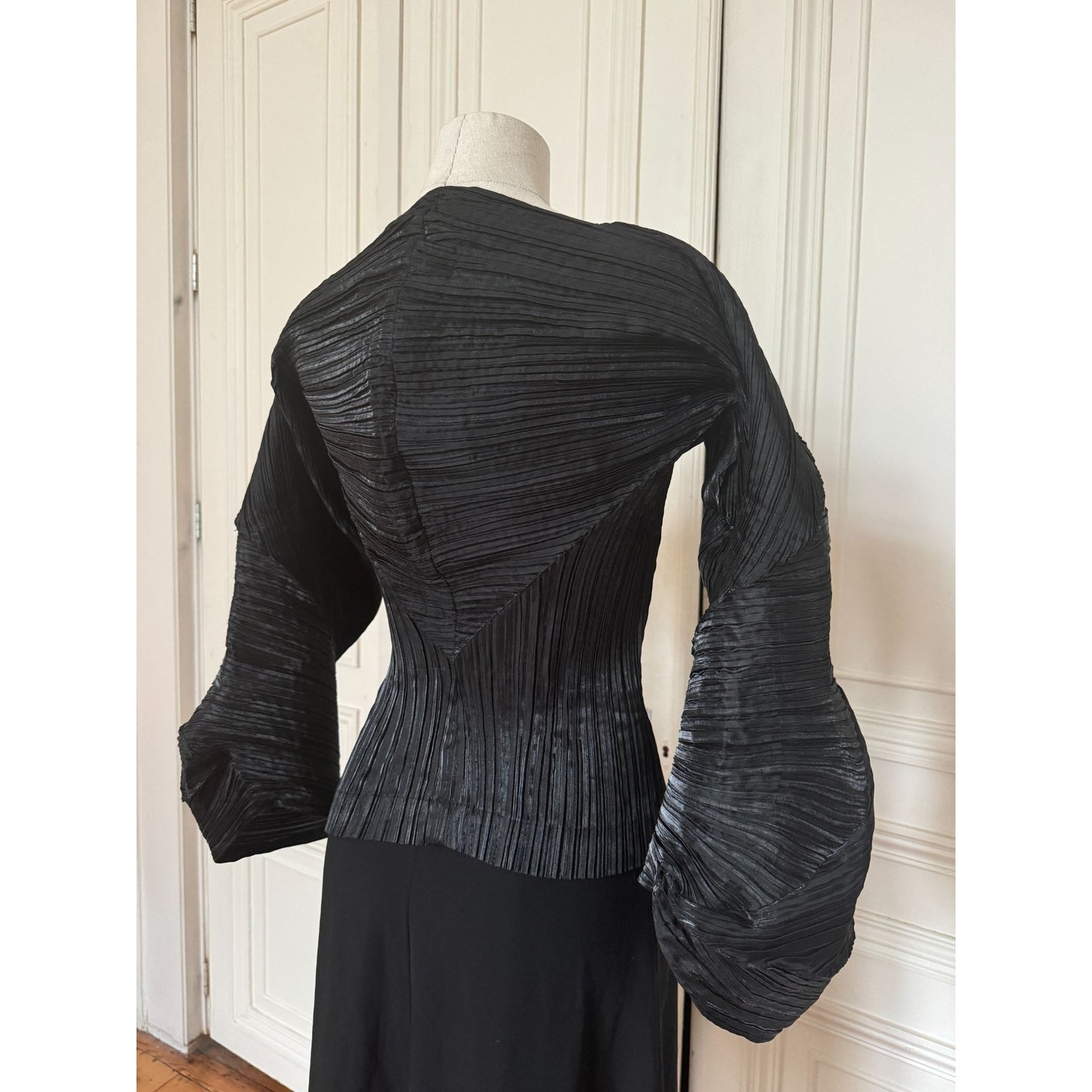 FW 1989–1990 Black Sculptural Pleated Top