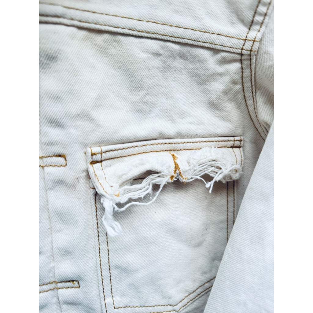 Ripped White Denim Jacket  Size 46 / S  Unisex