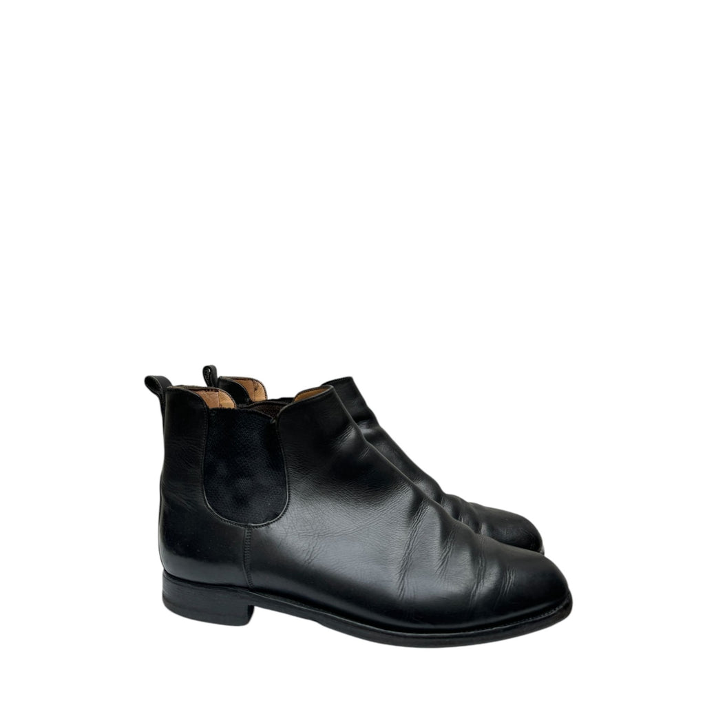 Black leather chelsea boots