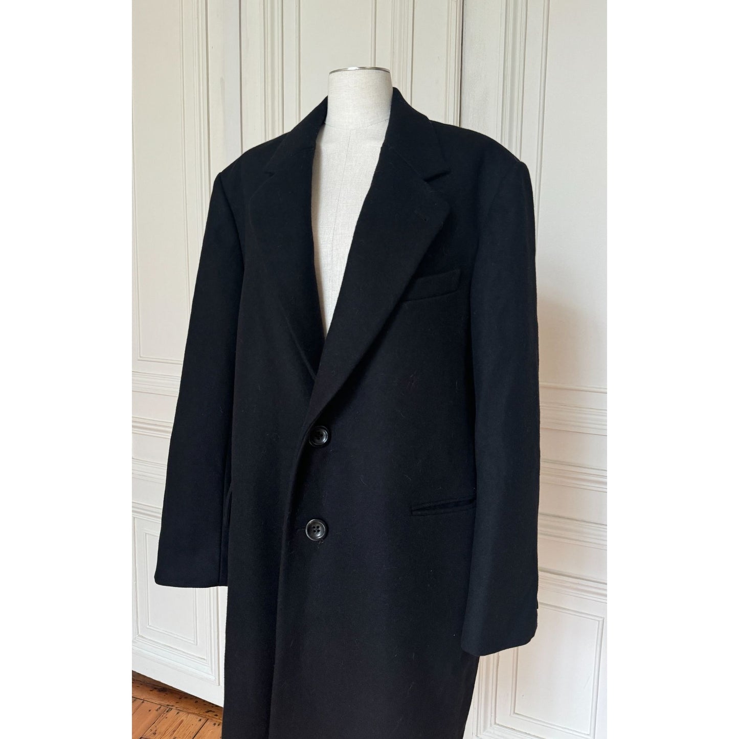 FW 2020 Black Wool Overcoat with Faux Fur Lining Chesterfield Cut