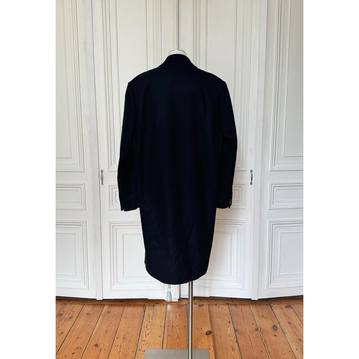 FW 2020 Black Wool Overcoat with Faux Fur Lining Chesterfield Cut