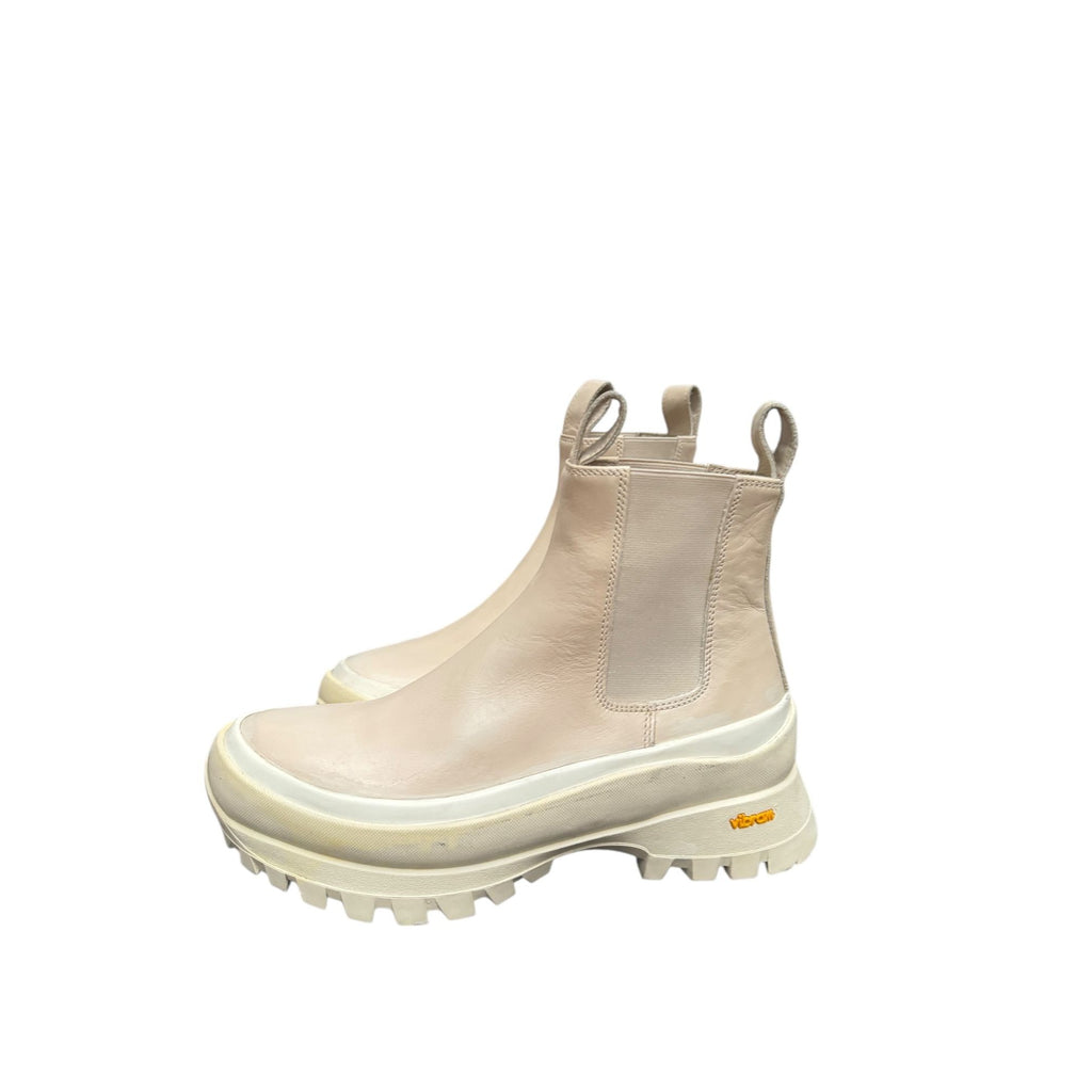 Beige Leather Vibram Boots