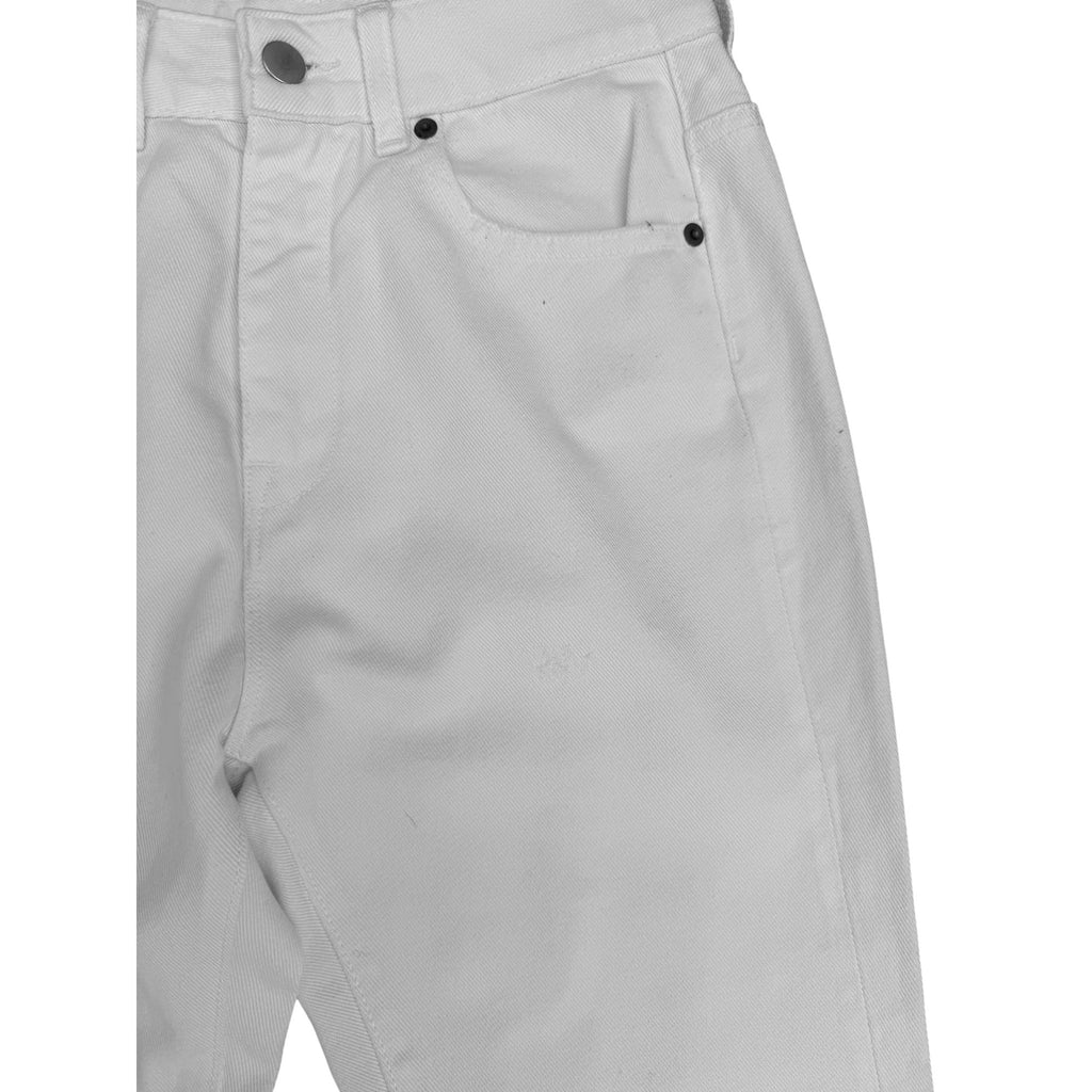 White denim jeans