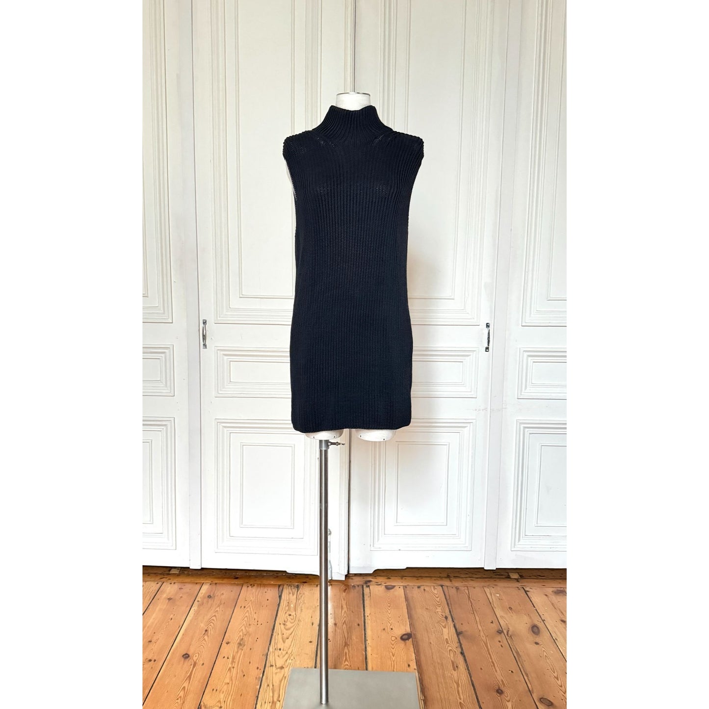 Navy Knitted Sleeveless Dress 