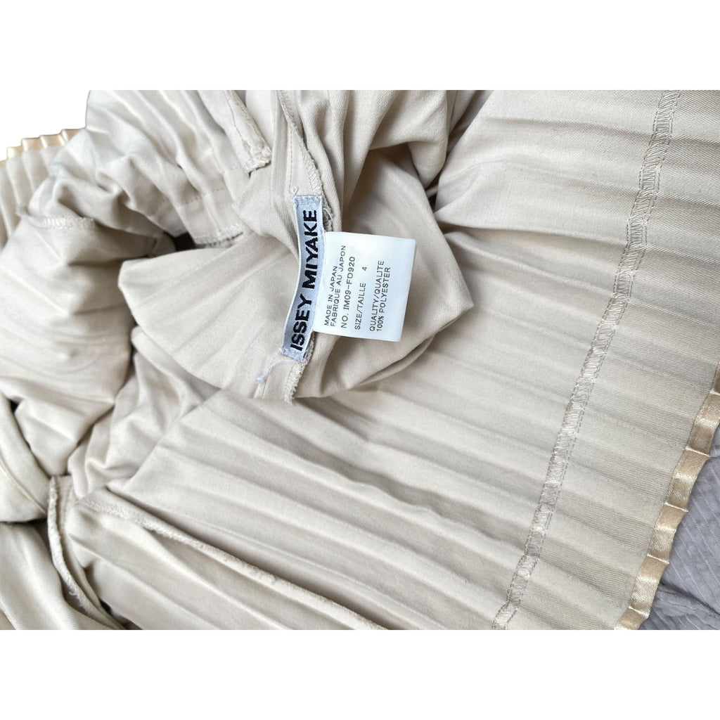 Vintage Beige Pleats Pleated Twin Set  Skirt + Jacket