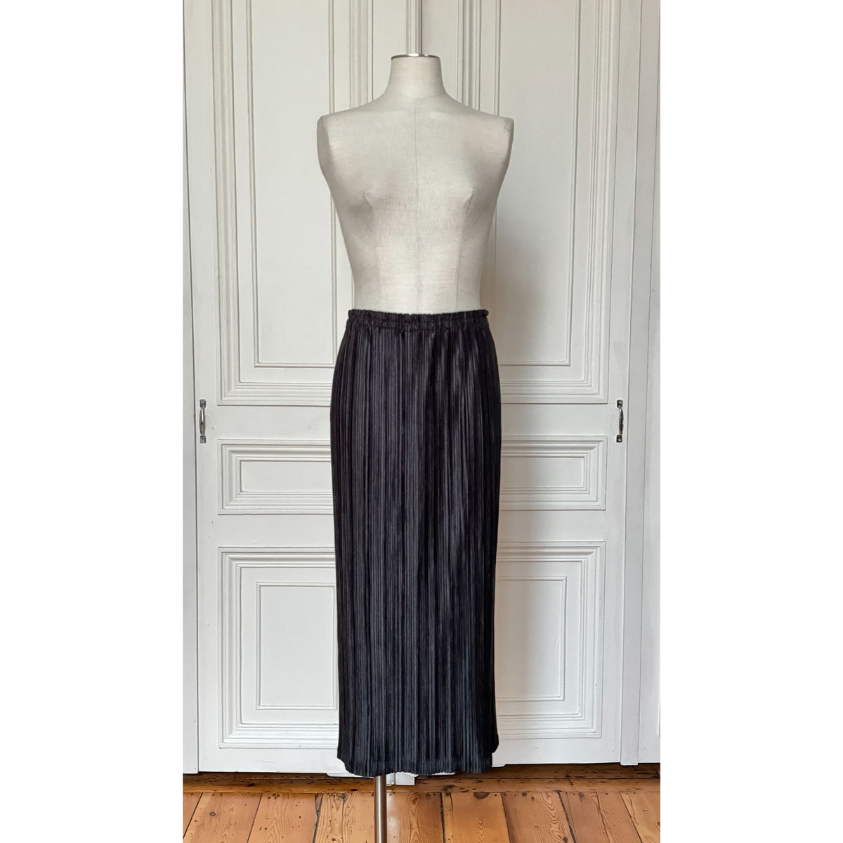 Dark Purple Pleated Maxi Skirt