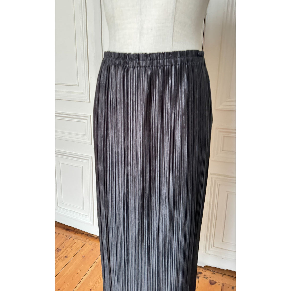 Dark Purple Pleated Maxi Skirt