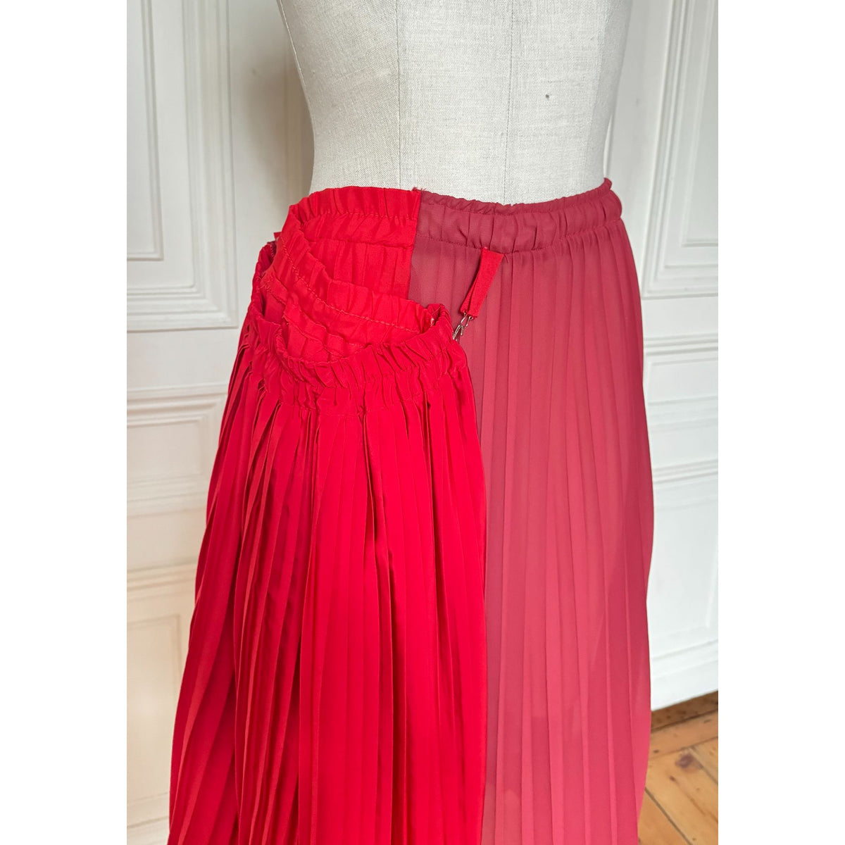 0 Artisanal SS 2001 Oversized Red Pleated Skirt