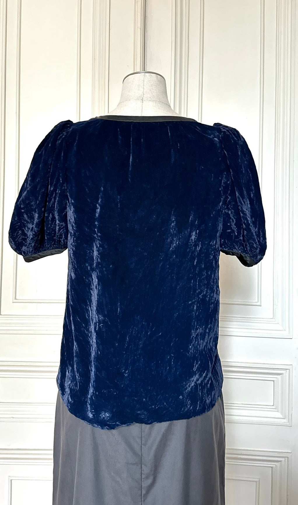 1970s Navy Velvet Top