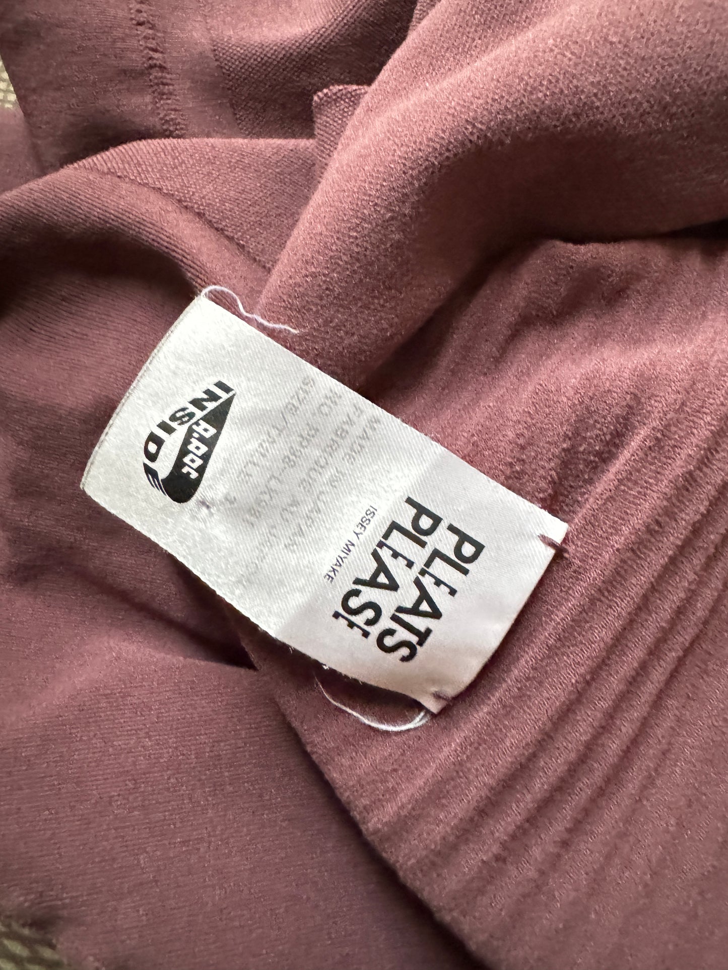 Burgundy Rollneck