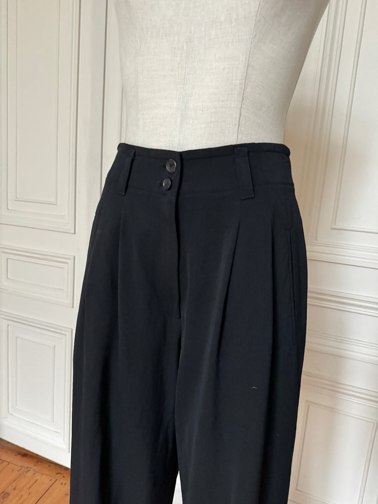 1980s Black Wool Pants Suit Size IT 40 EU 36