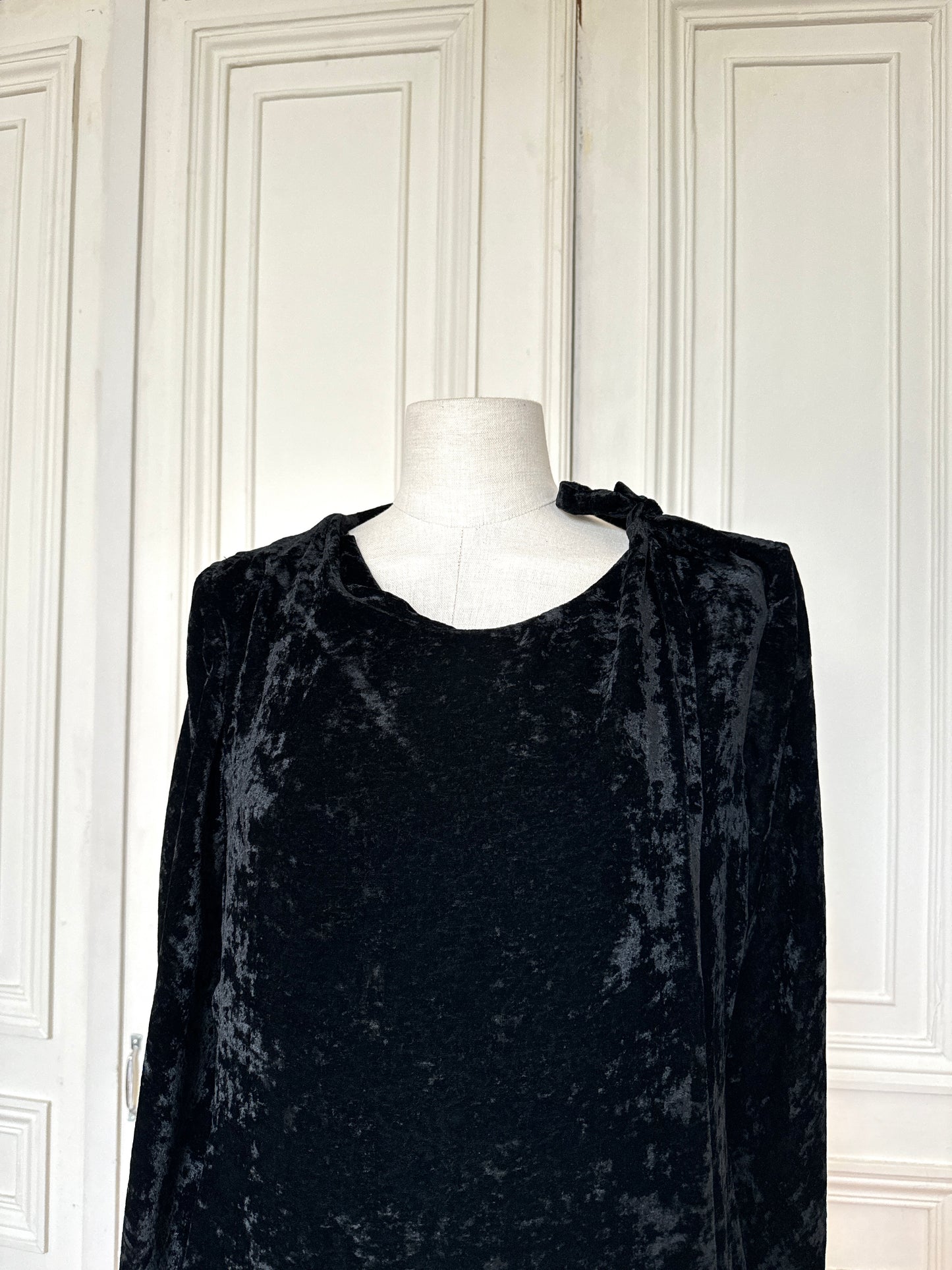 1990s Black Velvet Longsleeve Wrap Dress
