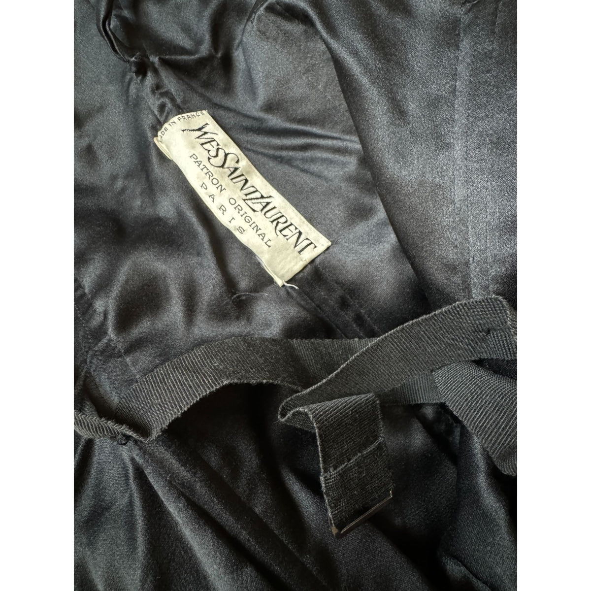 FW 1984–1985 Haute Couture Black Velvet Bustier Dress