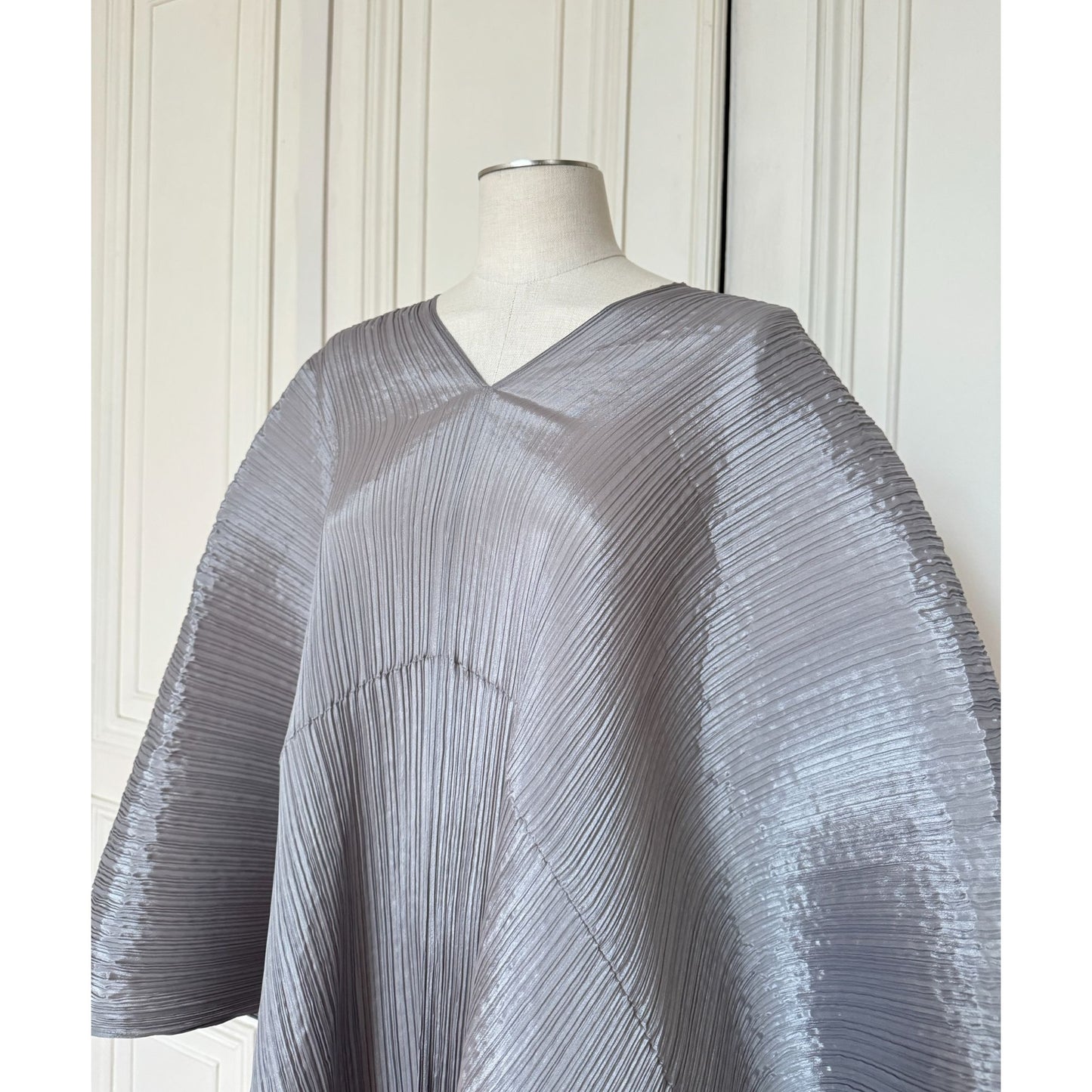 Pleats Please FW 2000 Silver Madame-T Convertible Dress 