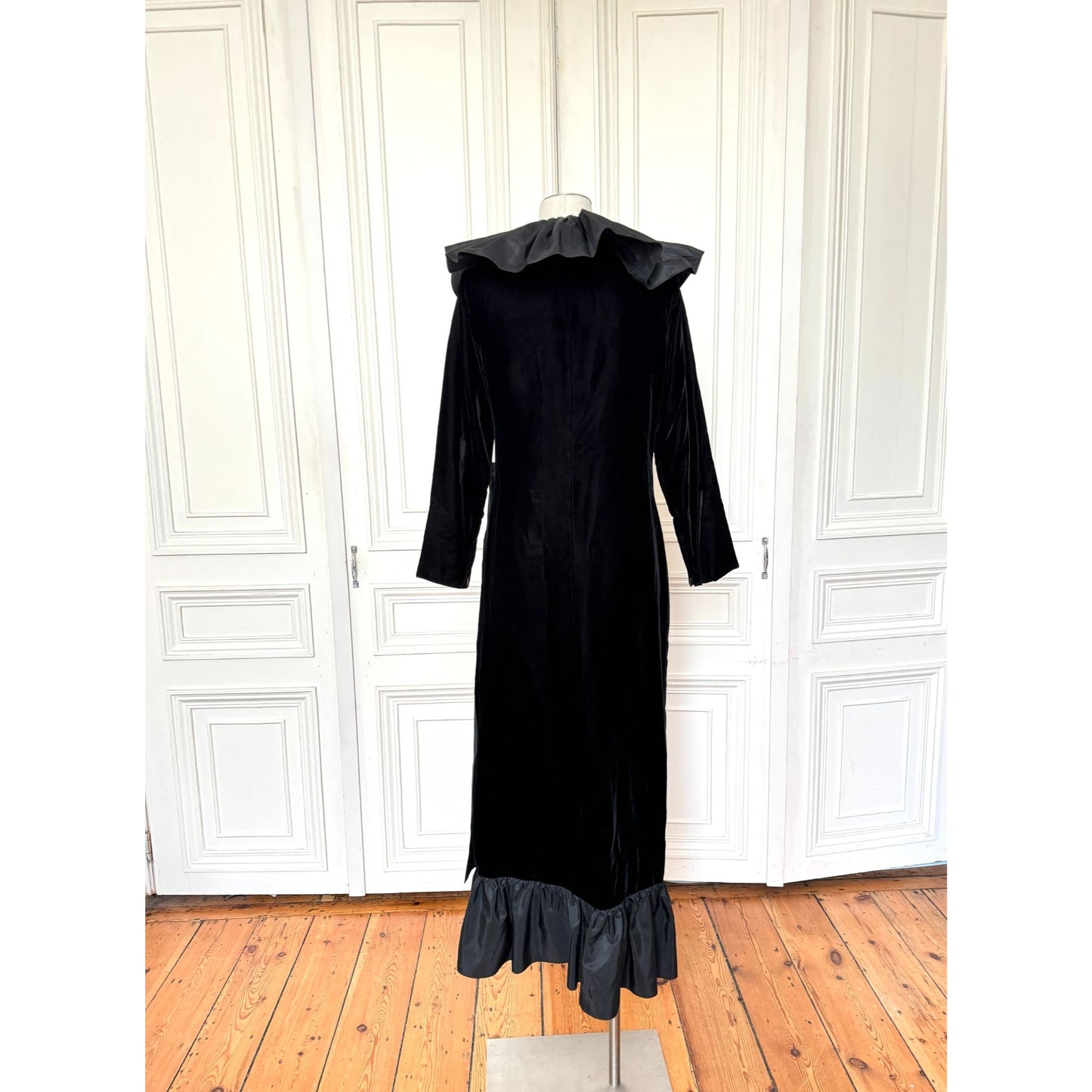 Fall 1984 Runway Silk Taffeta Ruffle &amp; Velvet Dress