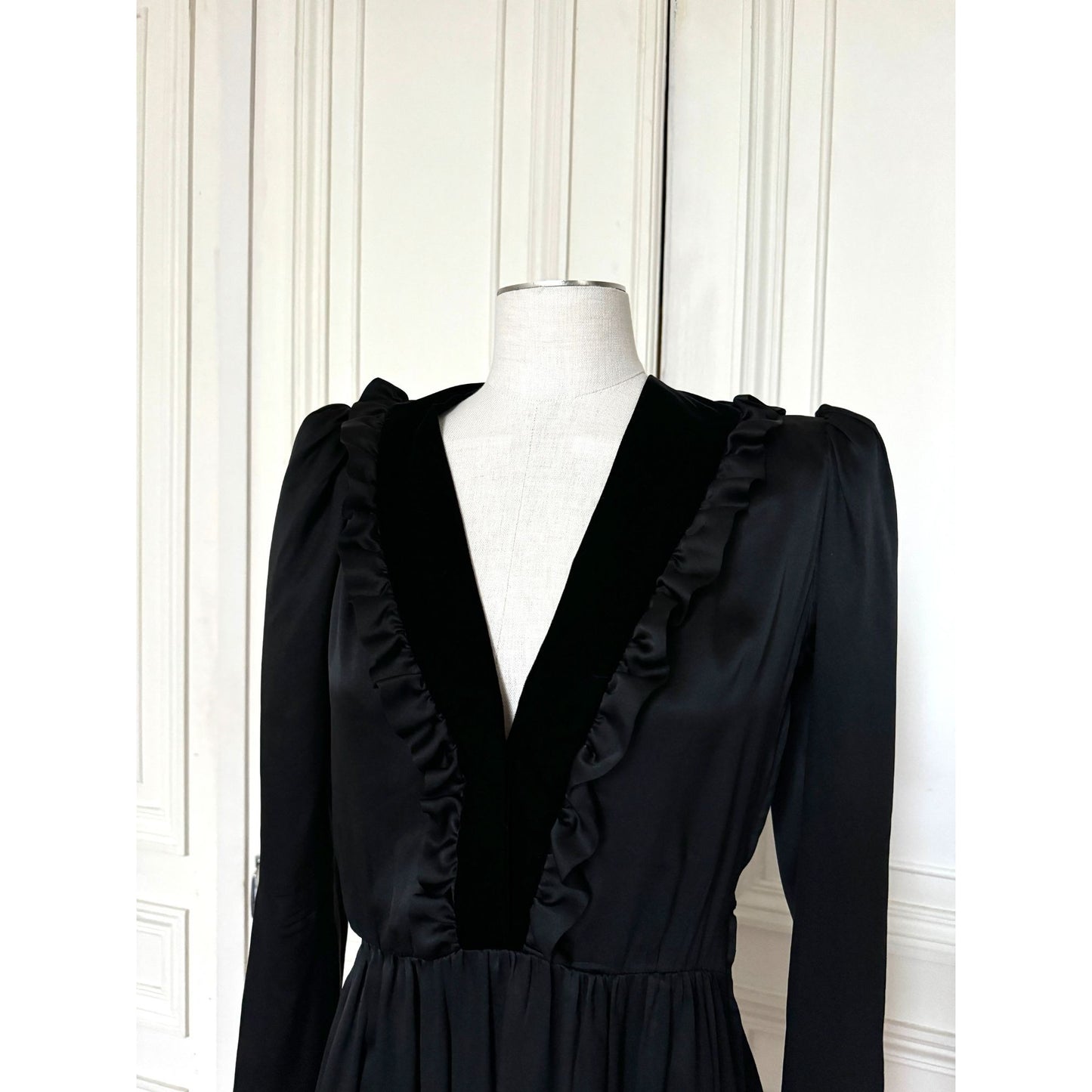 Fall 1982 Vintage Black Silk and Velvet Dress