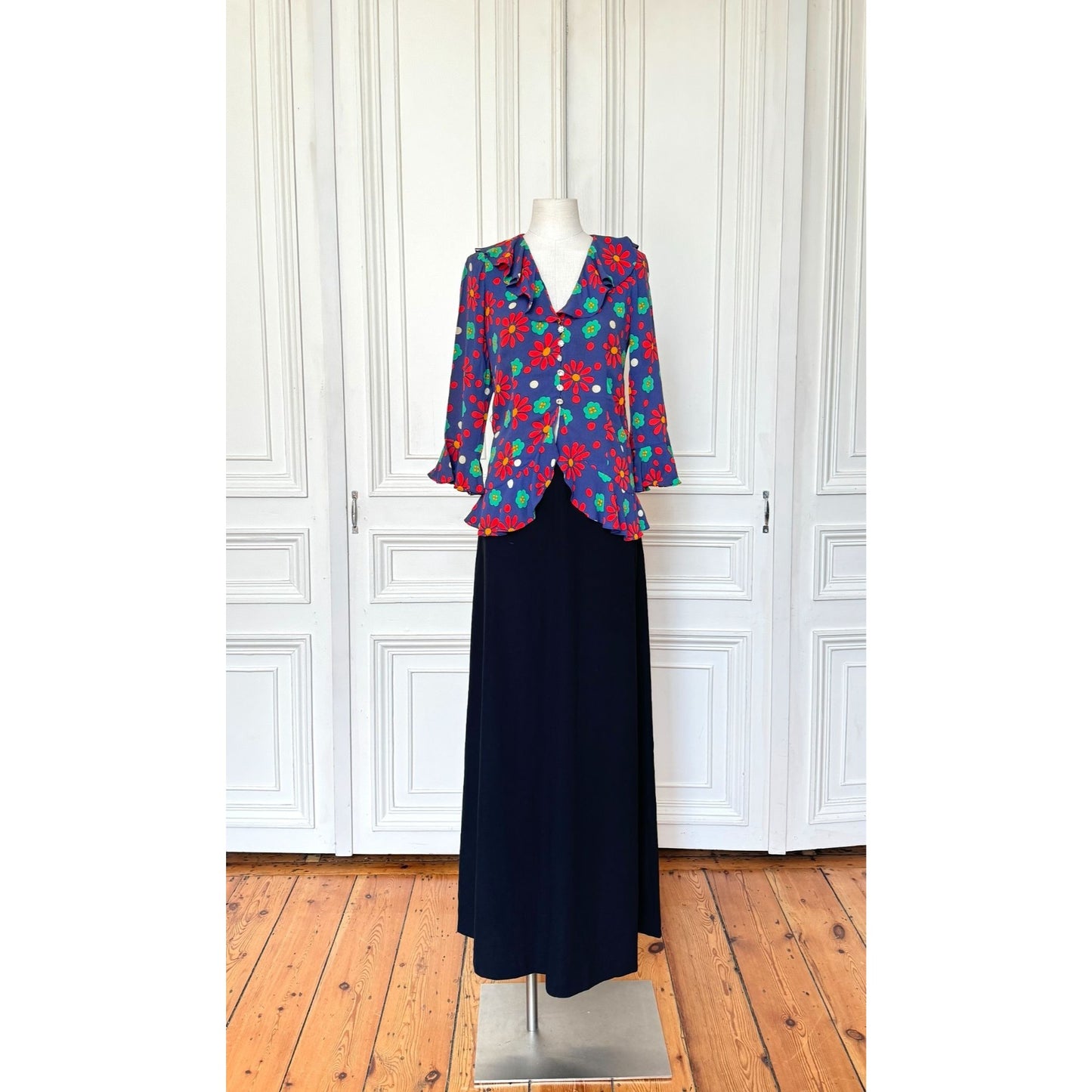1970s Floral Viscose Ruffle Shirt Size FR 36 (fits like S) 