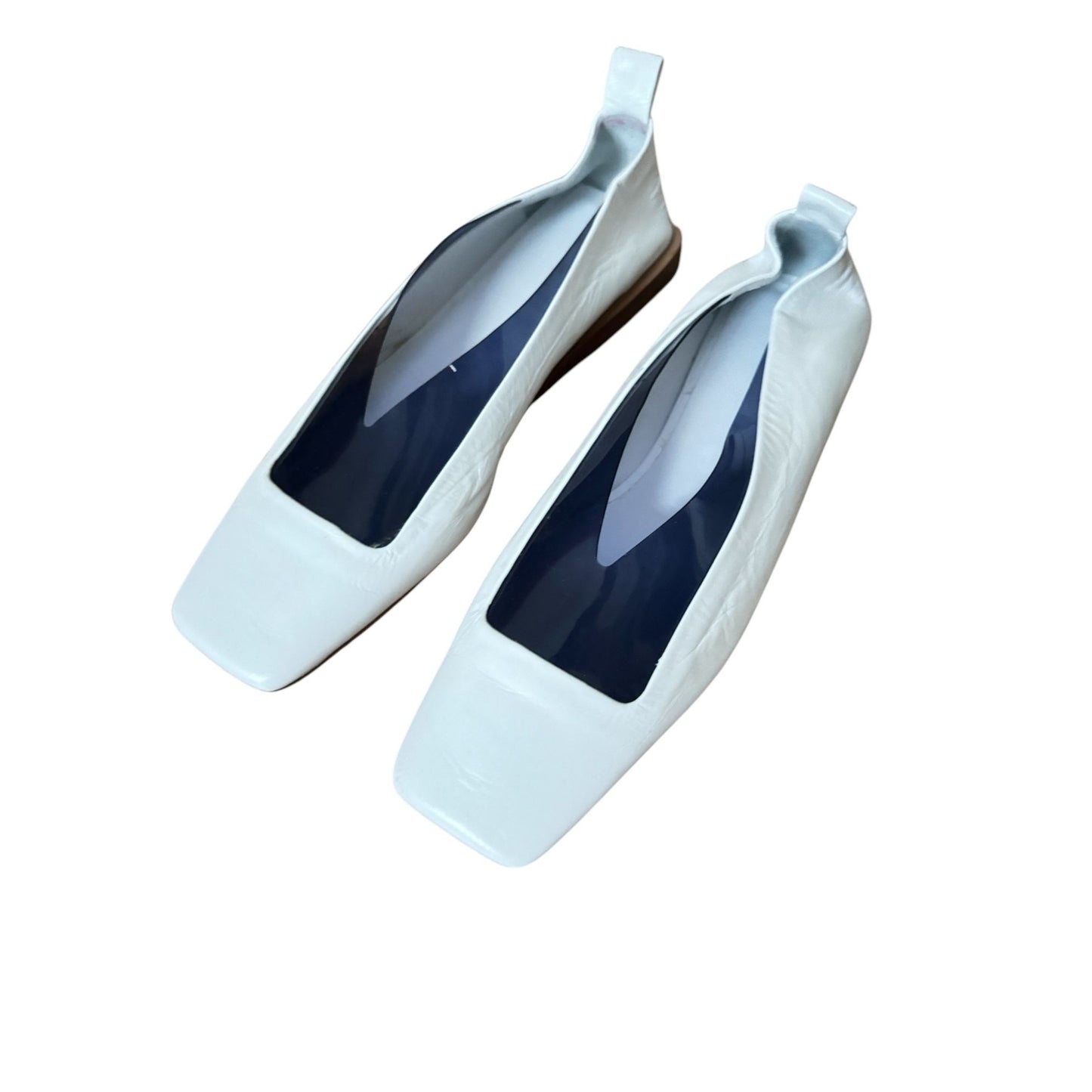1/1 Square white square shoes Sample