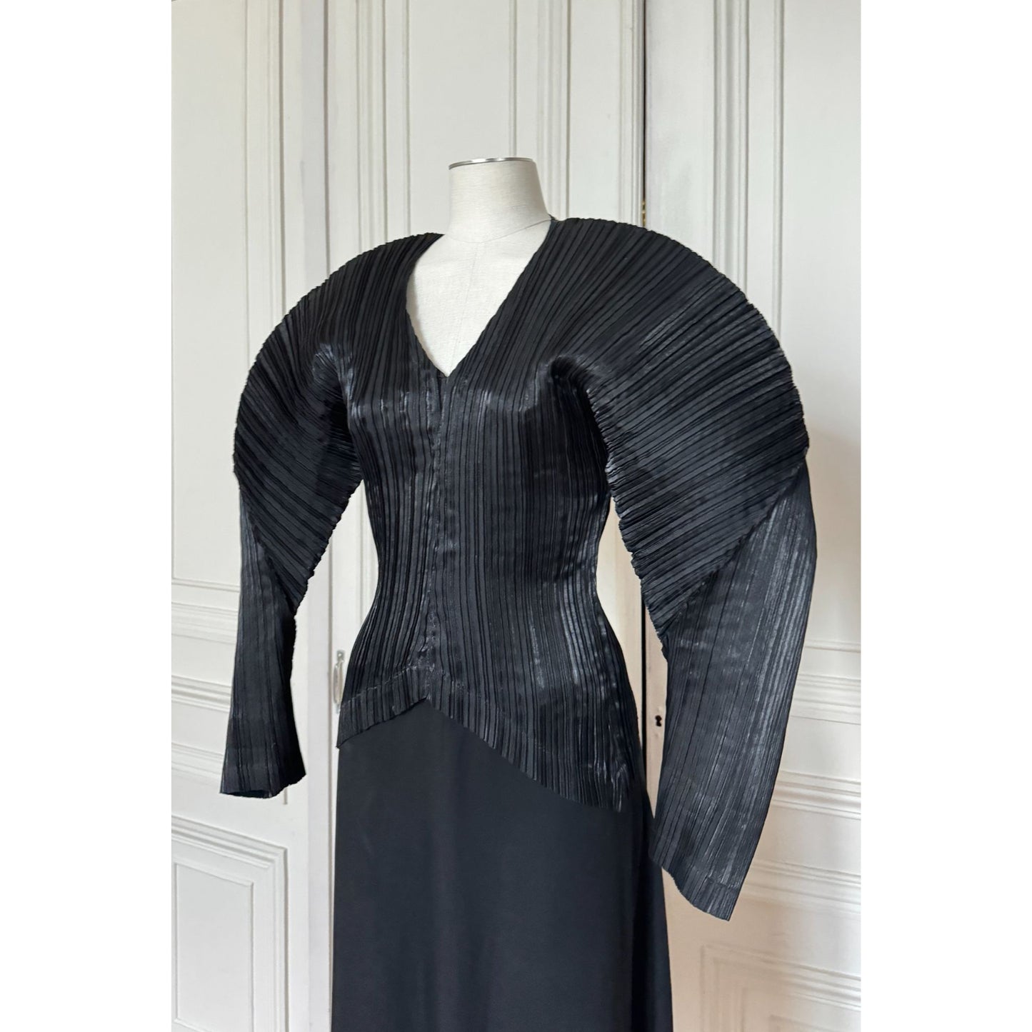 FW 1989 Black Sculptural Pleated Top