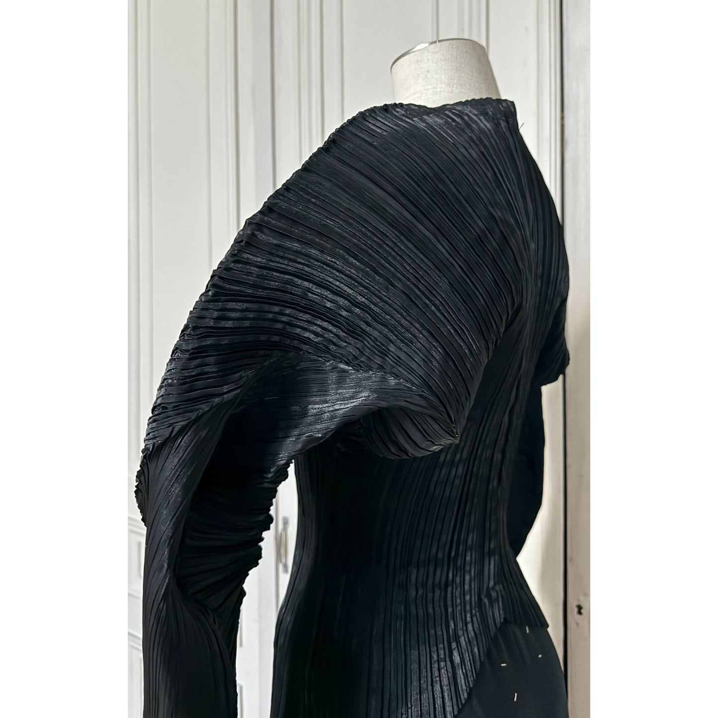 FW 1989 Black Sculptural Pleated Top