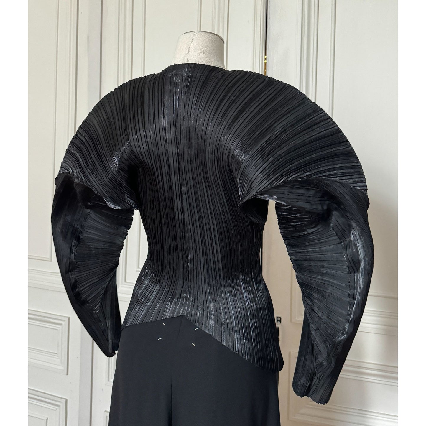 FW 1989 Black Sculptural Pleated Top