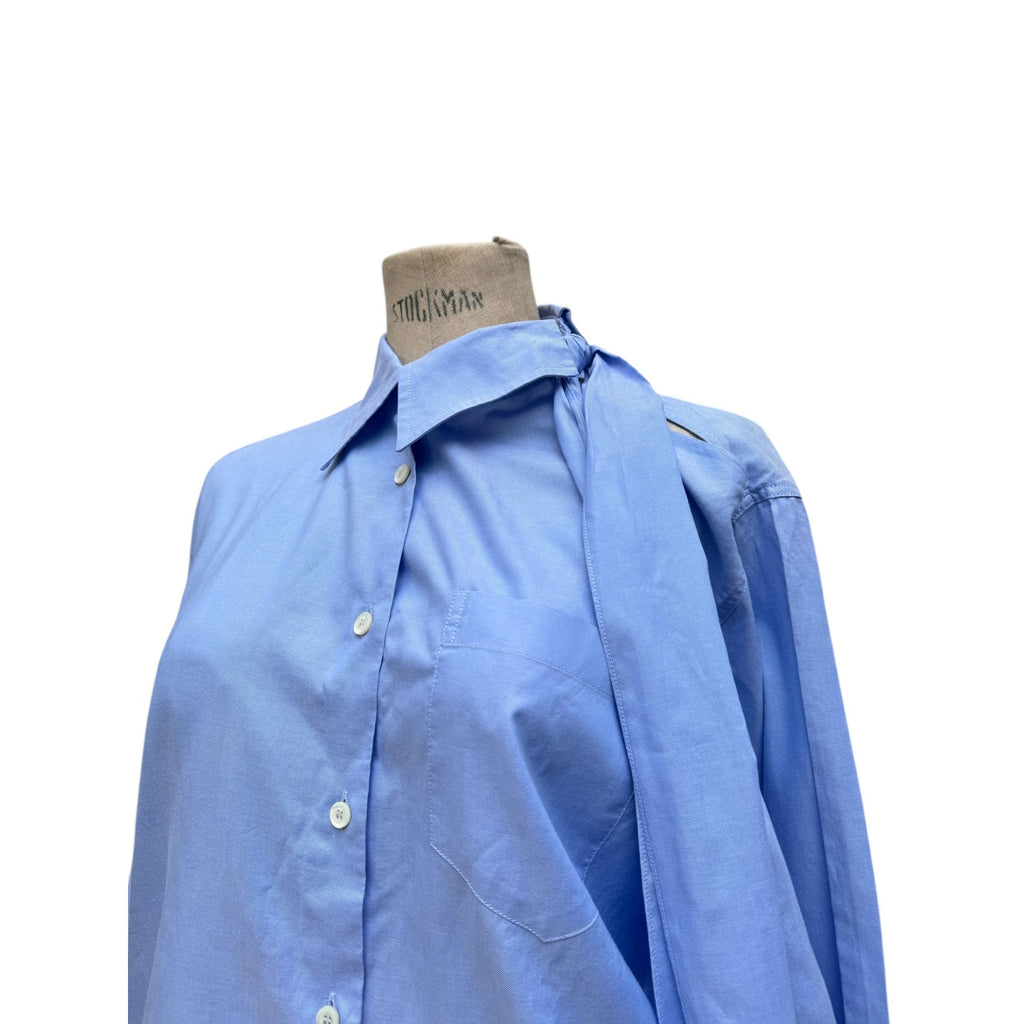 Cut out collar blue shirt