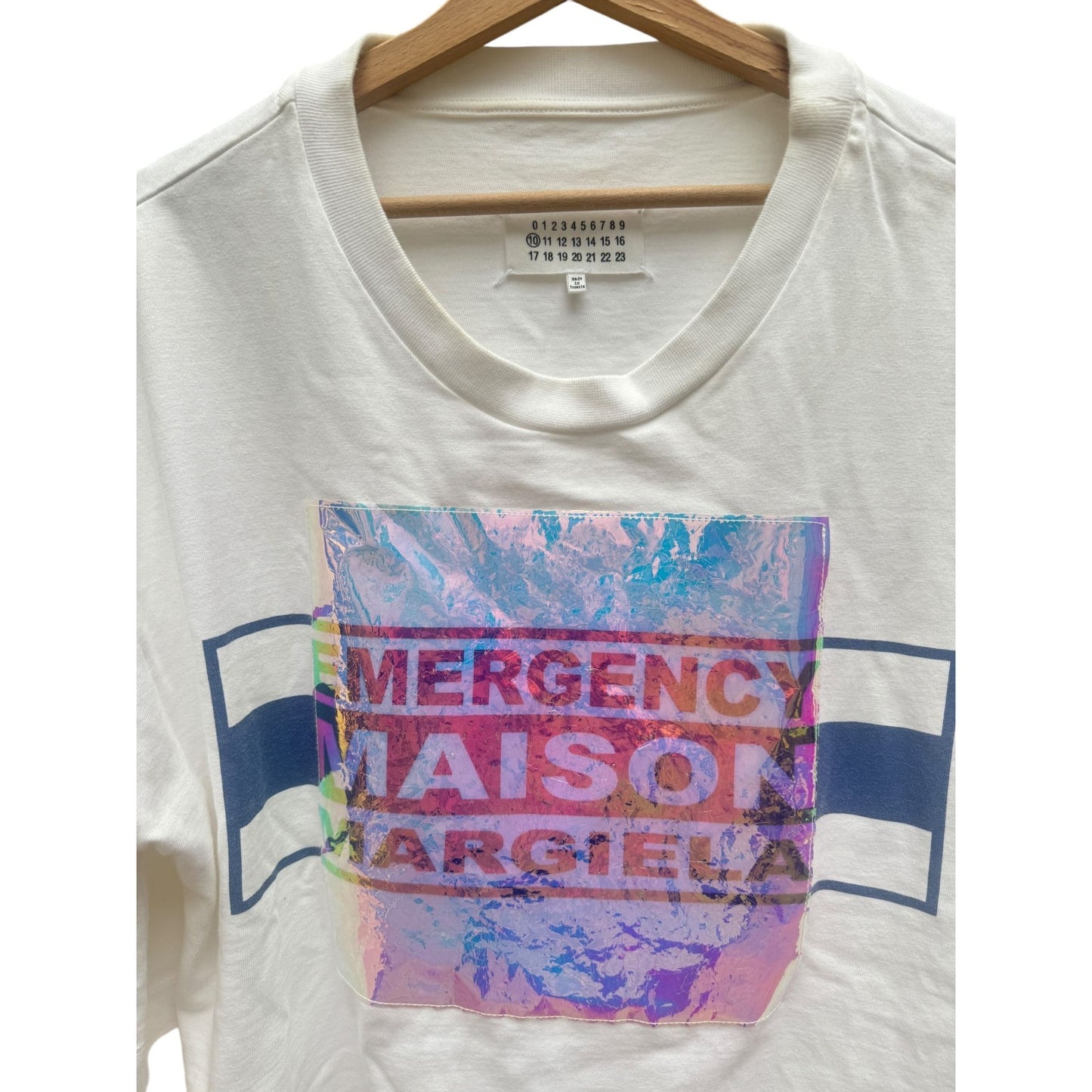 White Short sleeves sweater
