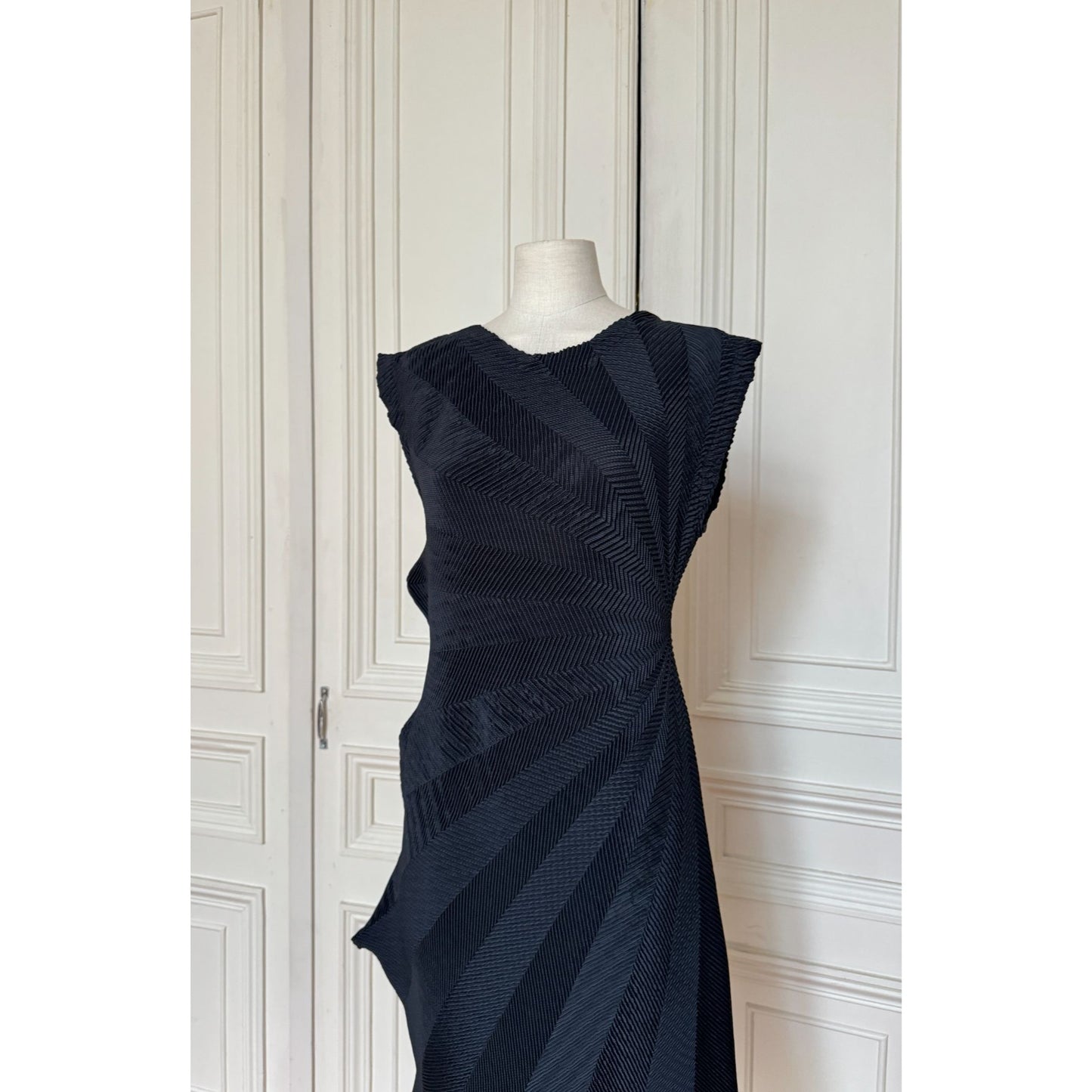 Spring Summer 2020 Stream Stretch Black Dress 