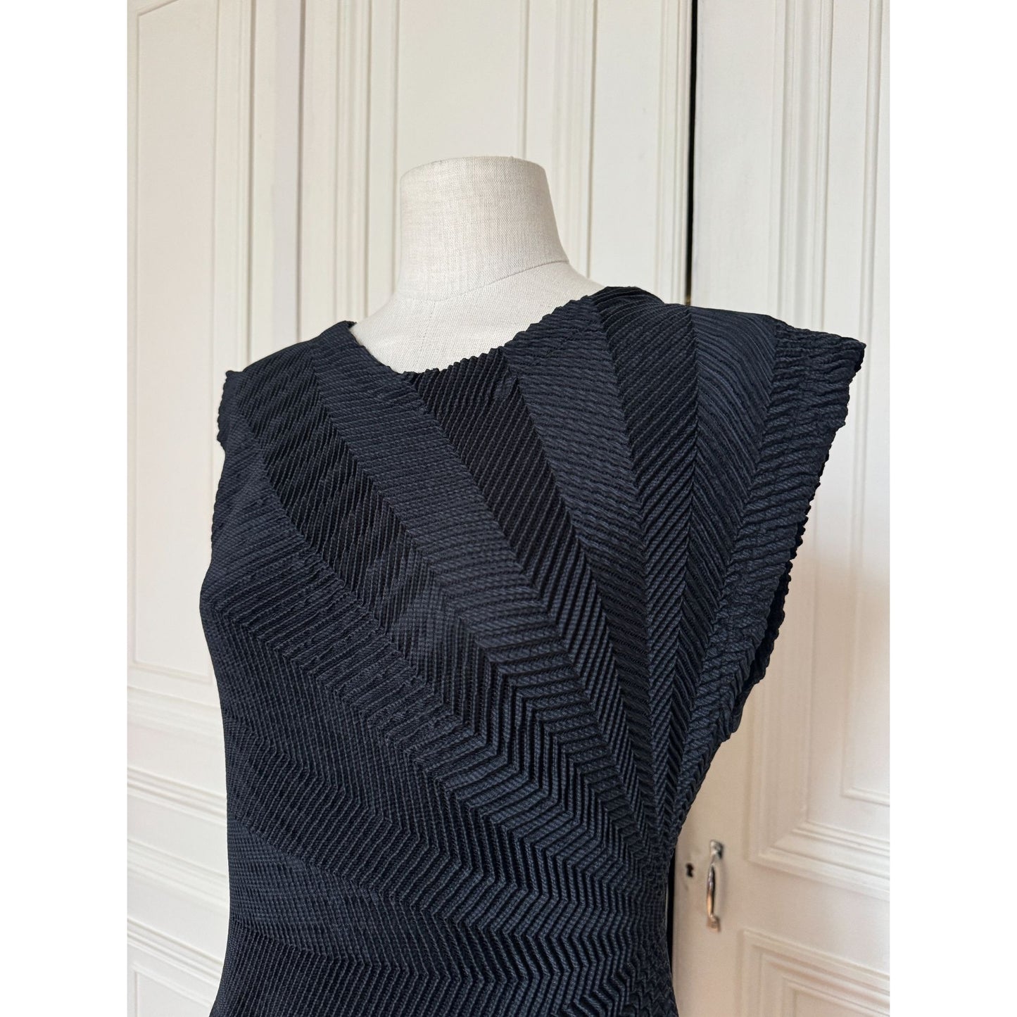 Spring Summer 2020 Stream Stretch Black Dress 