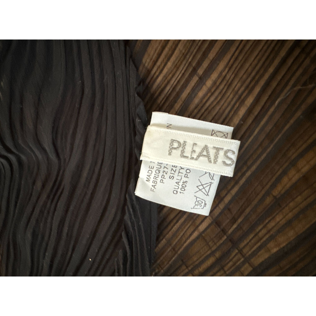 Black Pleats Please Scarf