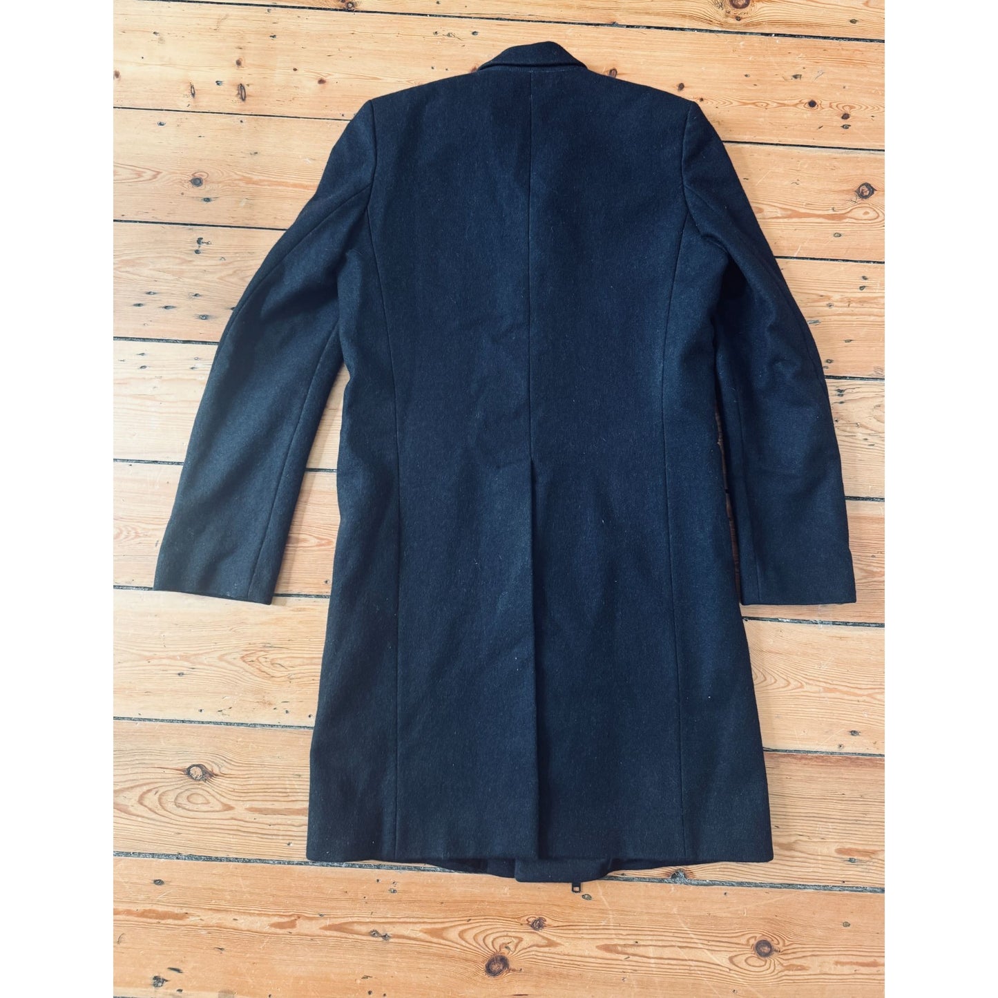FW 2004–2005 “Waves” Black Wool Zipped Coat 