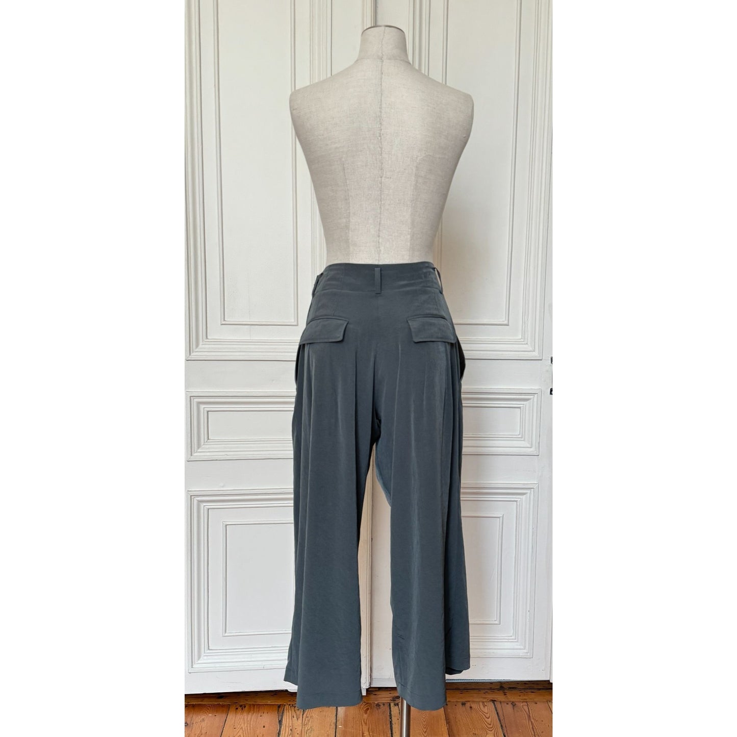 Grey Wide Pleated Pants 